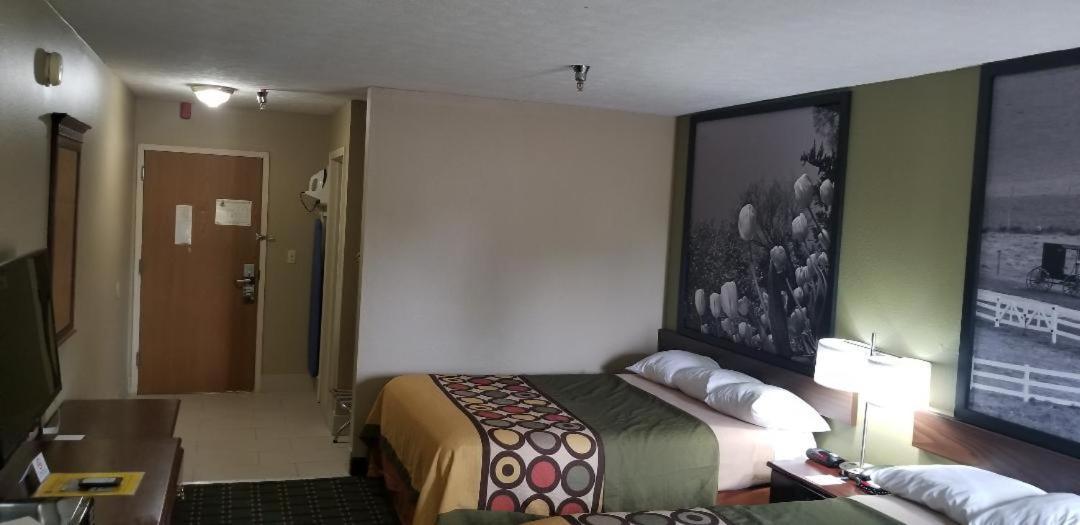 Super 8 by Wyndham Bellefontaine photo 29