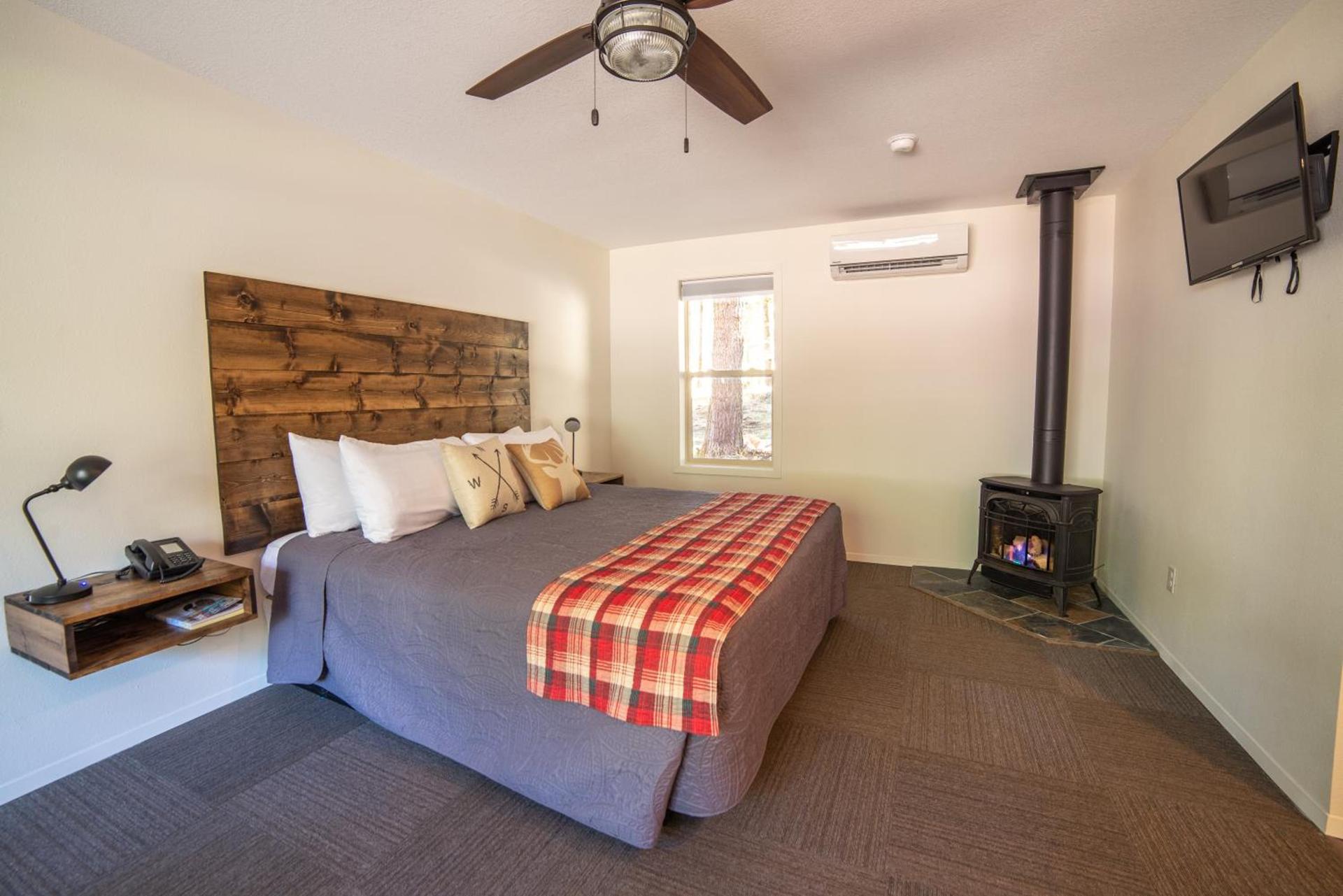 Eagle Cap Chalets photo 40