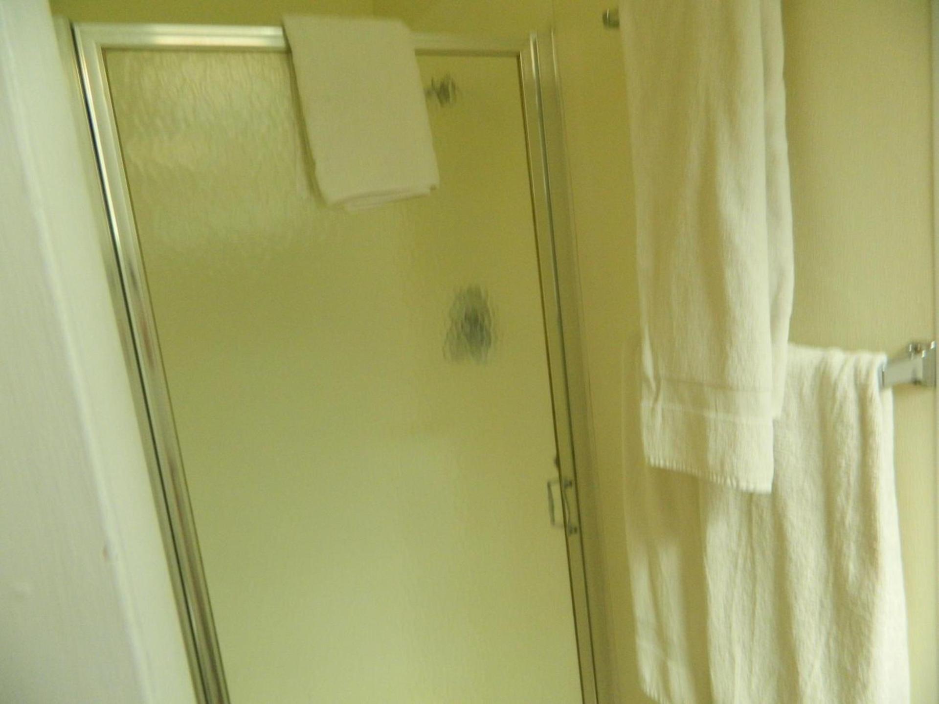 Country Motor Inn photo 40