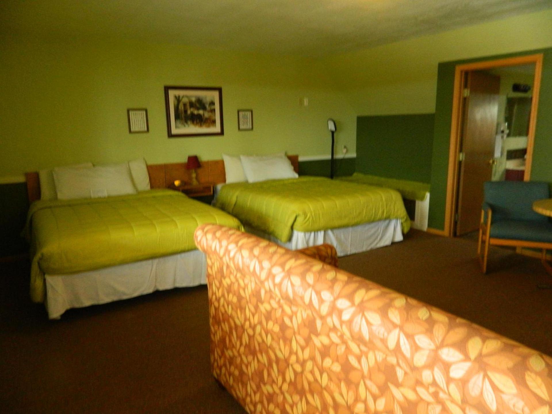 Country Motor Inn photo 10