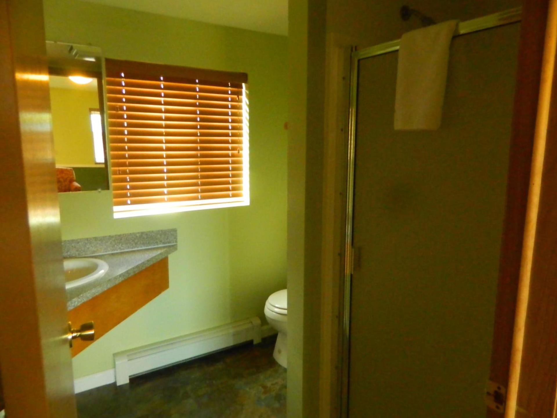 Country Motor Inn photo 7