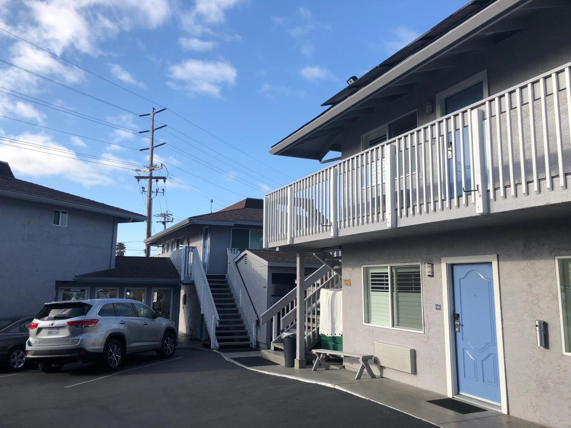 Pacific Inn Monterey photo 4