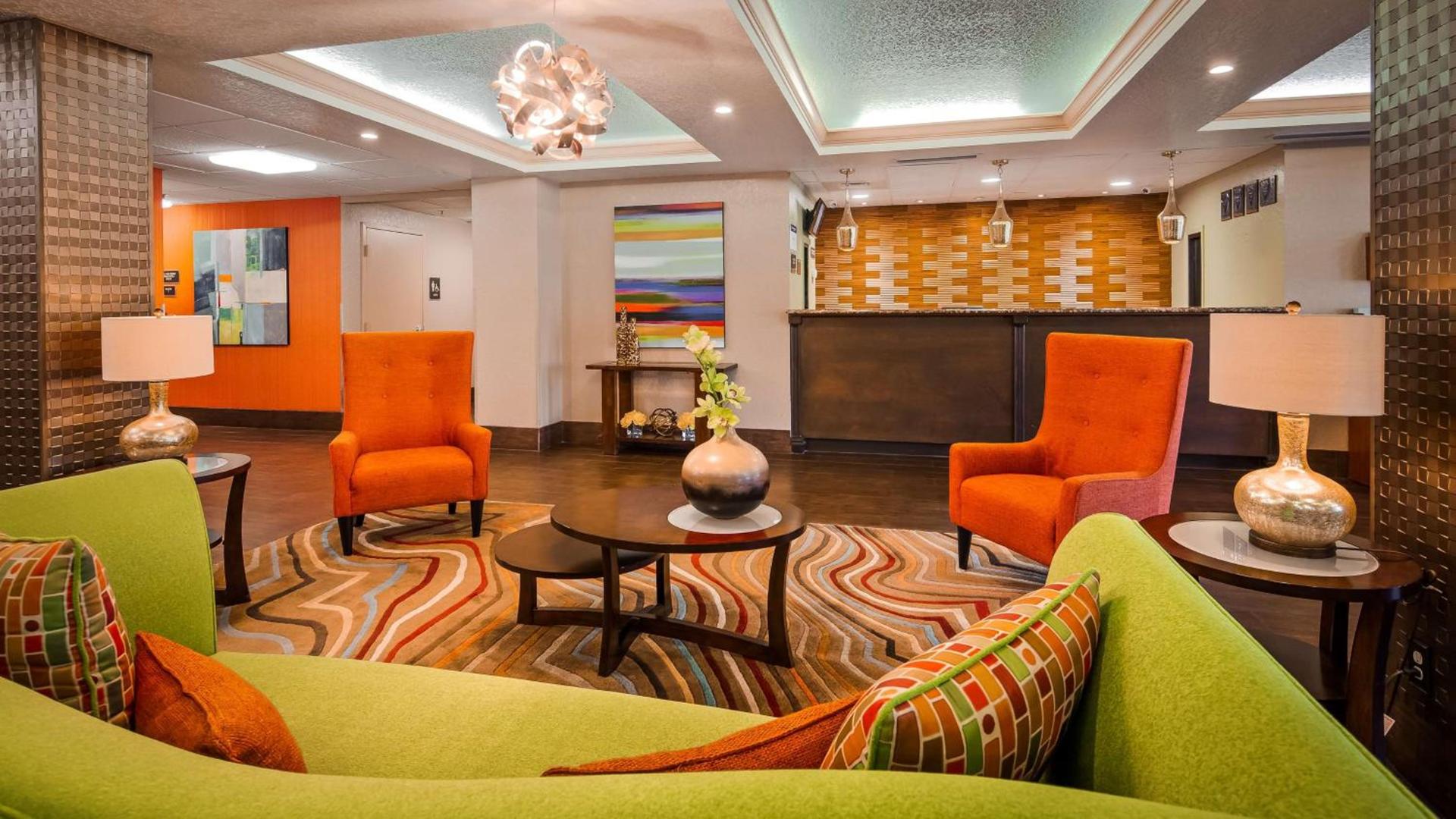 Best Western Plus Universal Inn - Free Shuttle to Universal Studios! photo 11