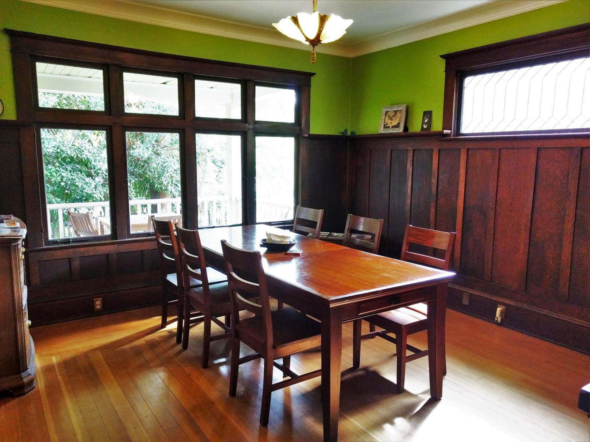Bluebird Guesthouse photo 9