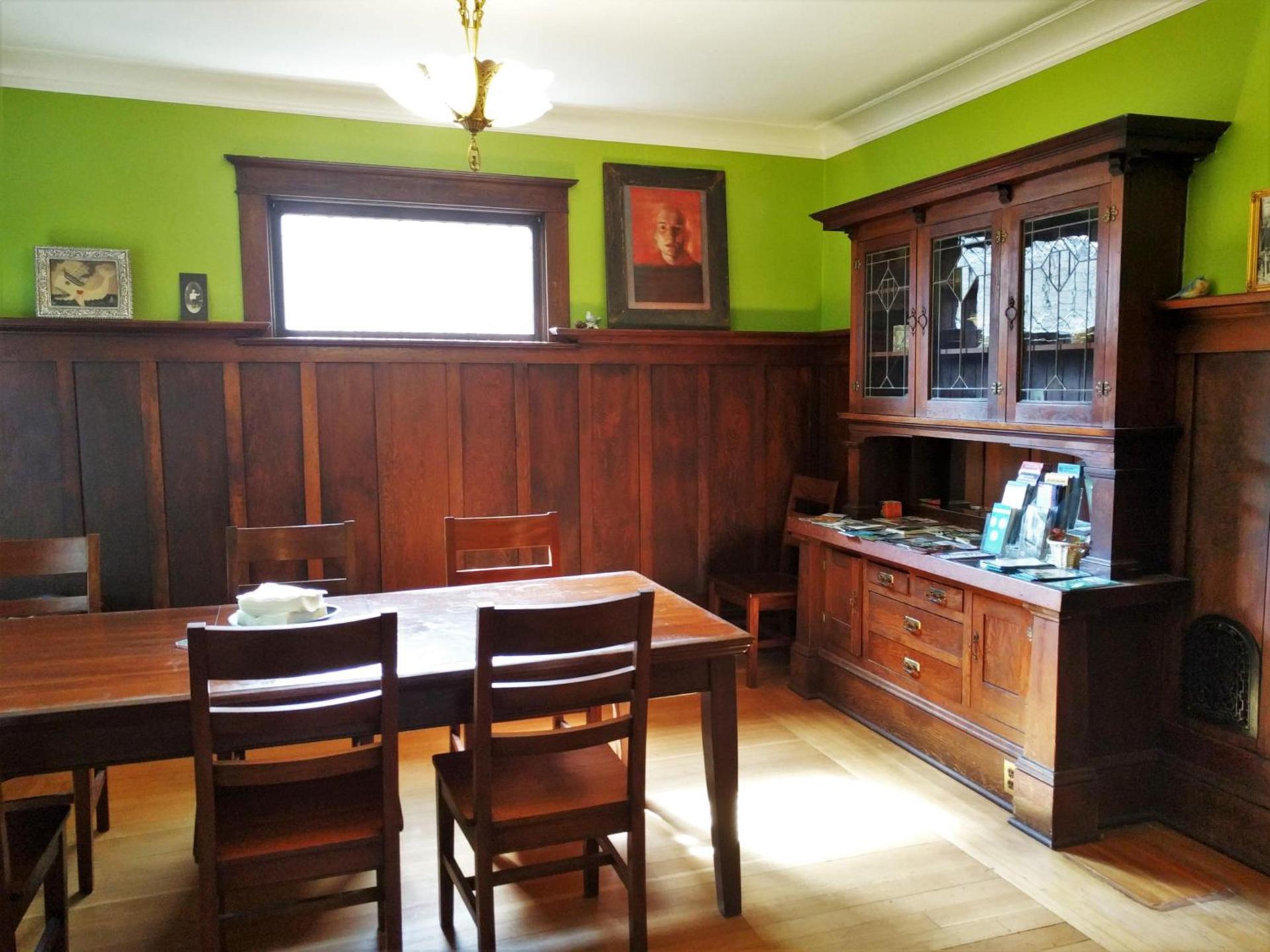 Bluebird Guesthouse photo 13