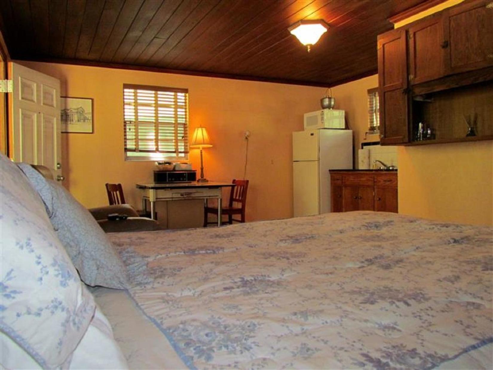The Yearling Cabins photo 13