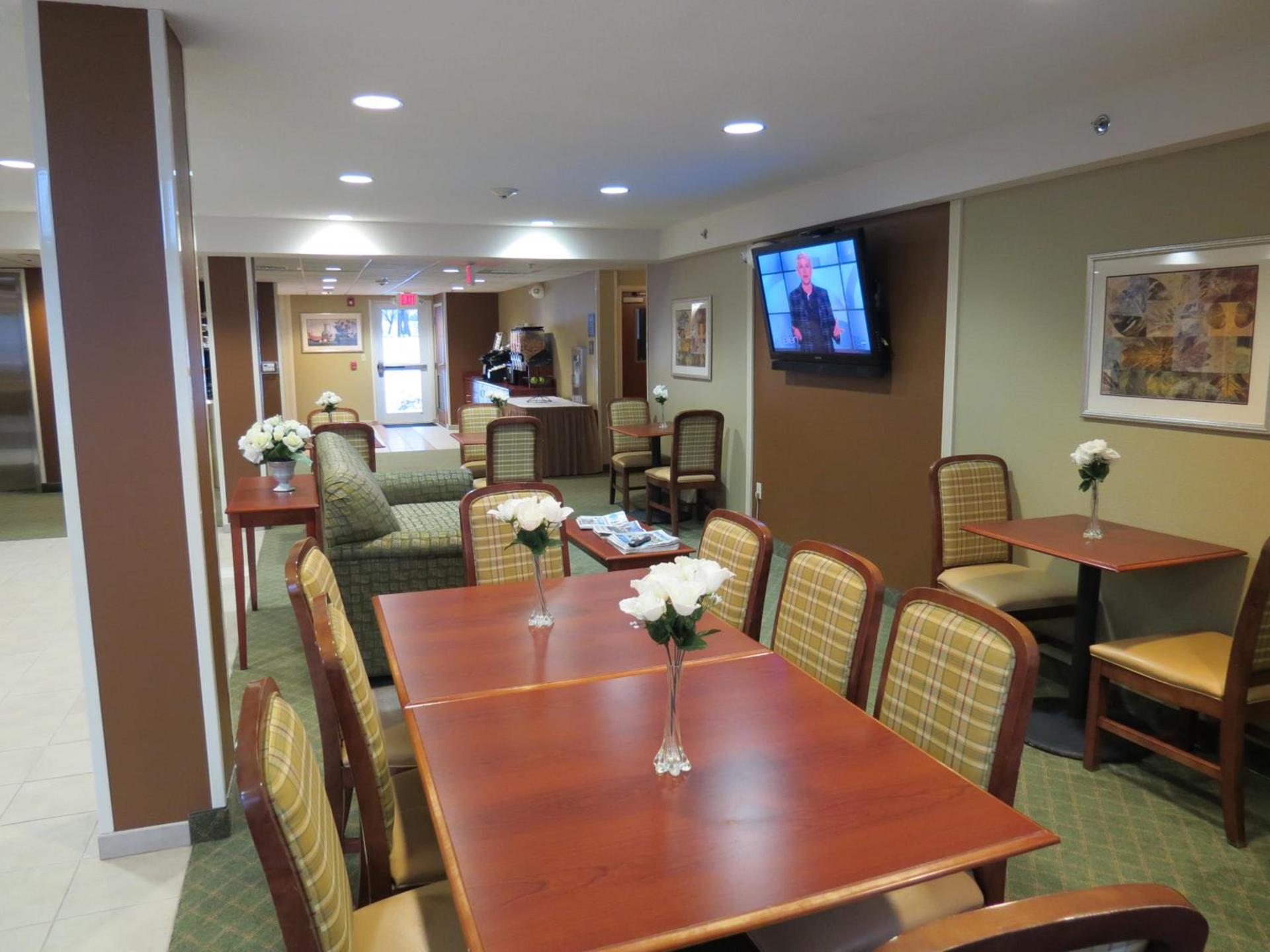 Microtel Inn & Suites by Wyndham Dover New Hampshire photo 30