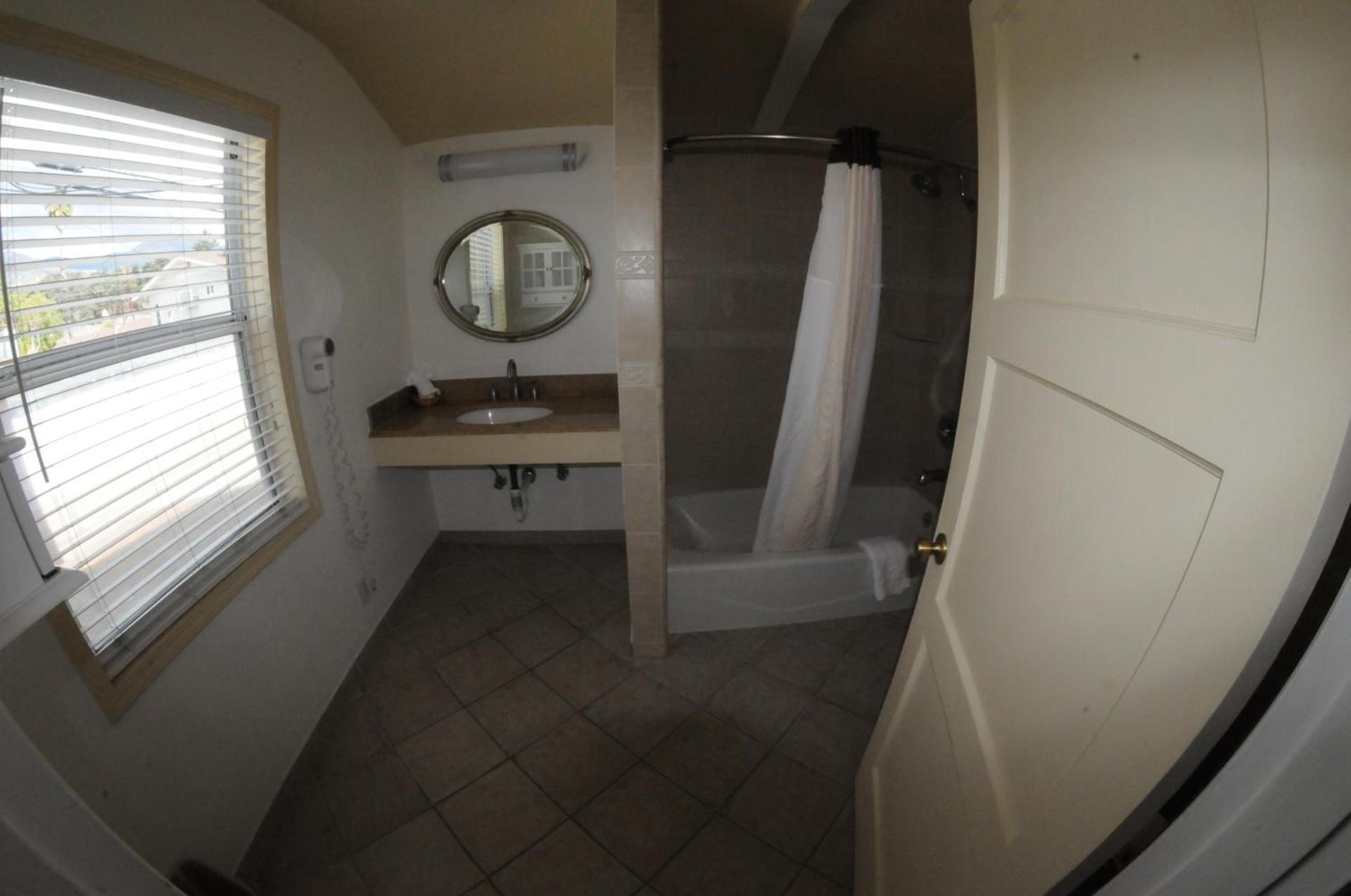 Oasis Inn and Suites photo 53
