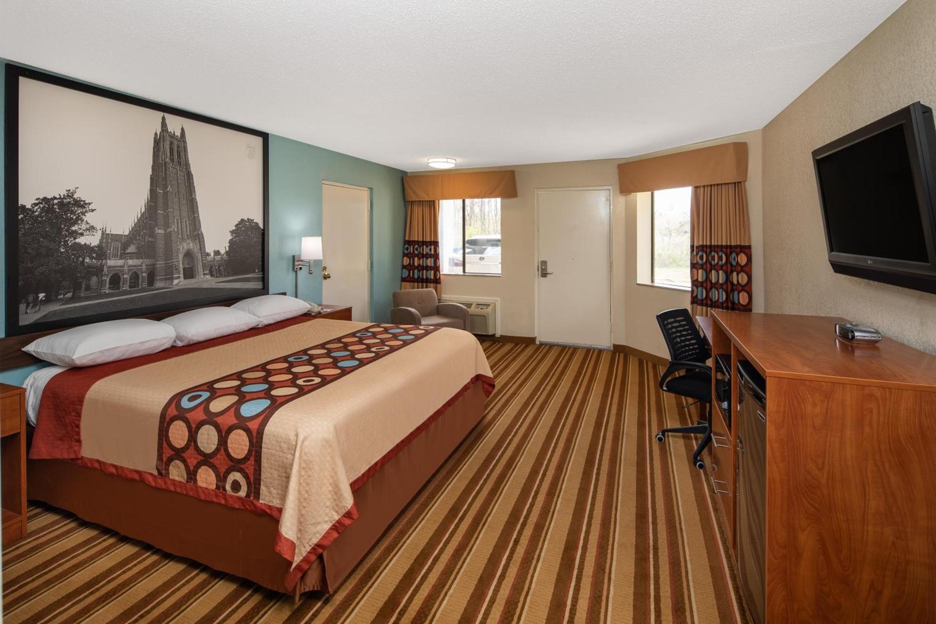 Super 8 by Wyndham Burlington NC photo 8