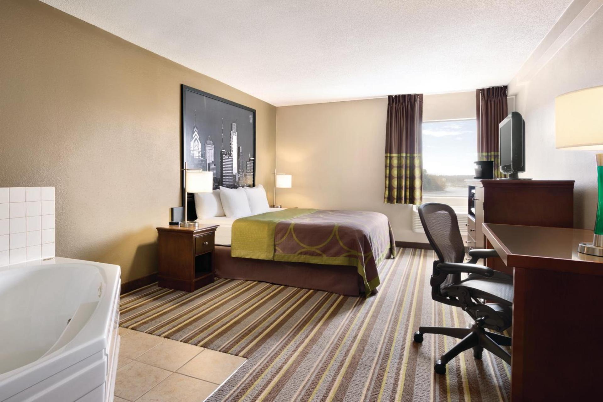 Super 8 by Wyndham Chambersburg I-81 photo 22