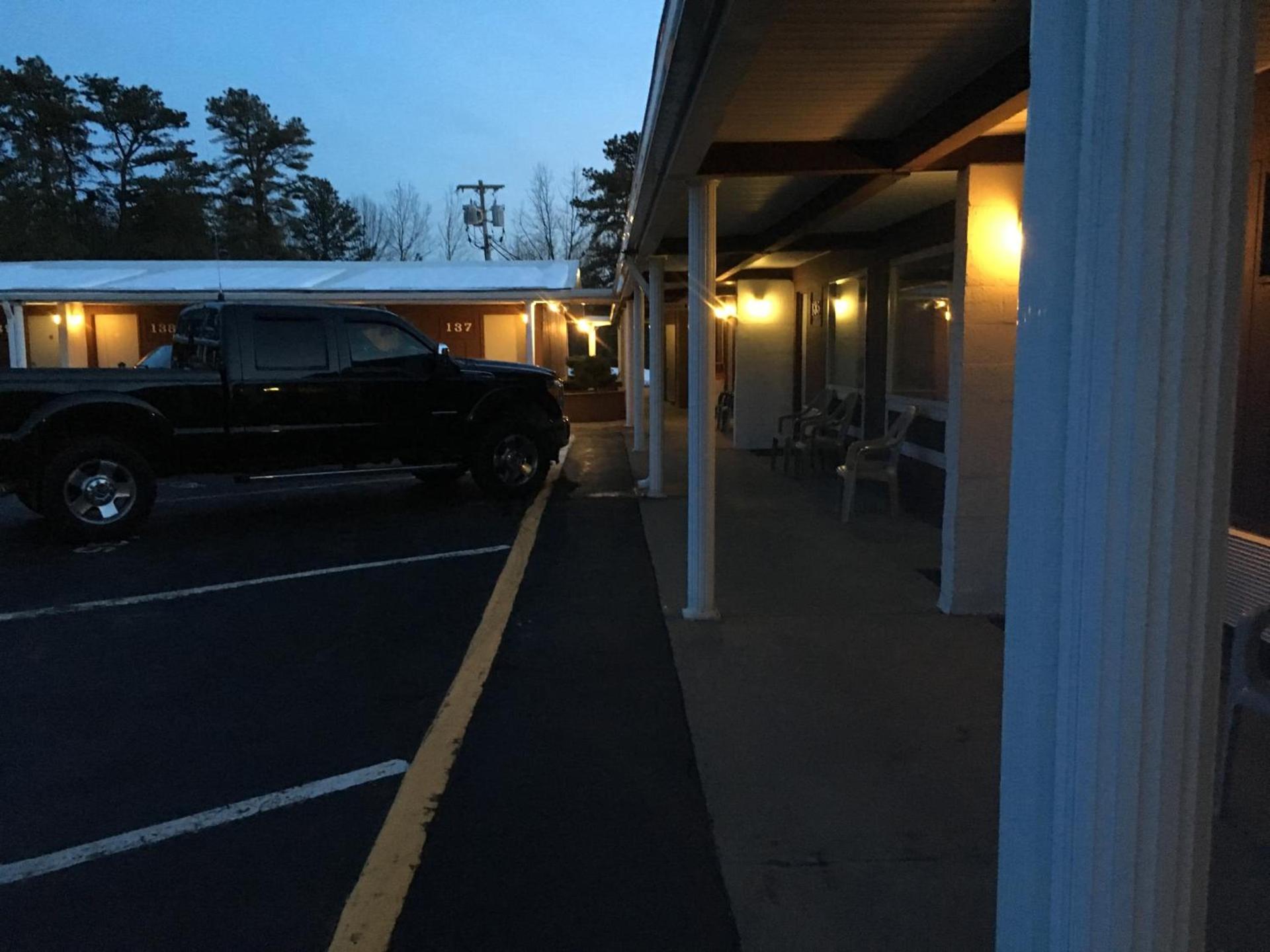 Landmark Motor Inn photo 38
