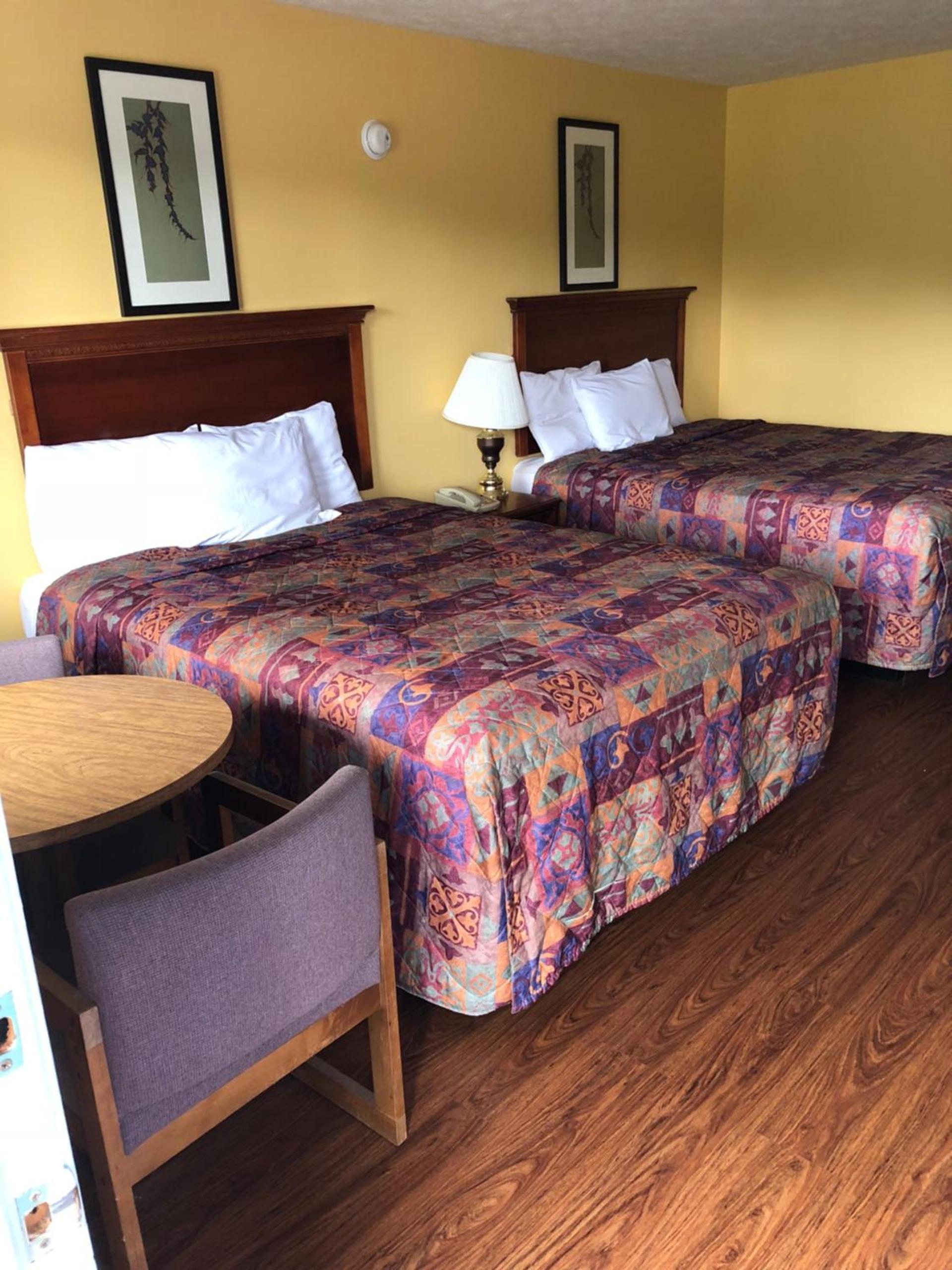 Americas Best Value Inn - Jonesville photo 13