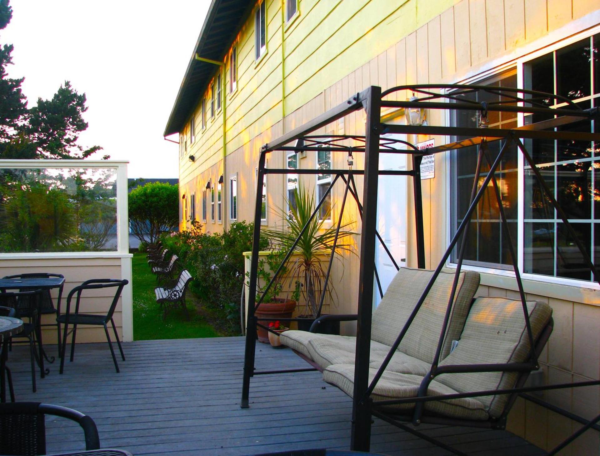 Pacific City Inn photo 6