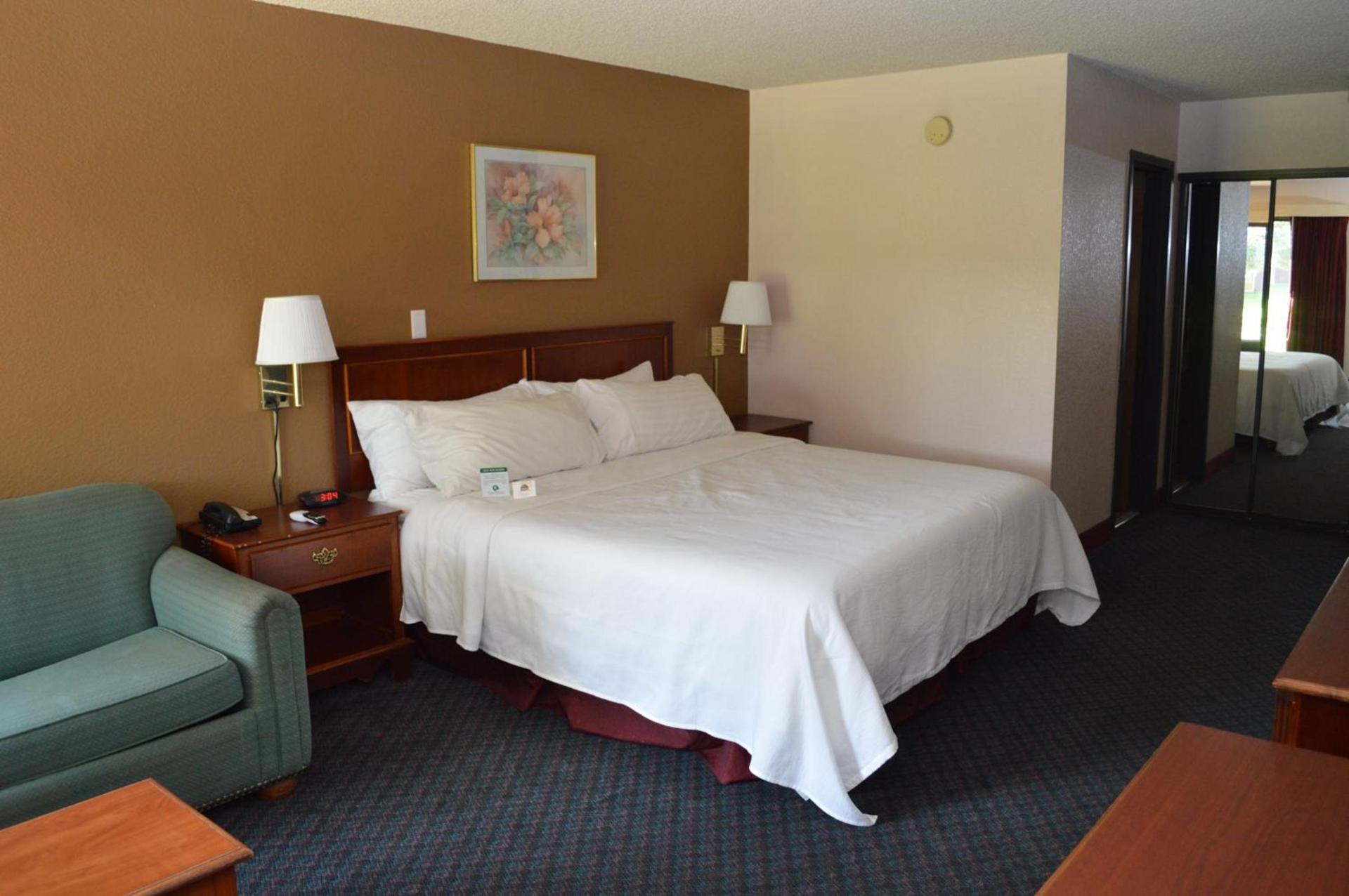 Ontario Airport Inn photo 27