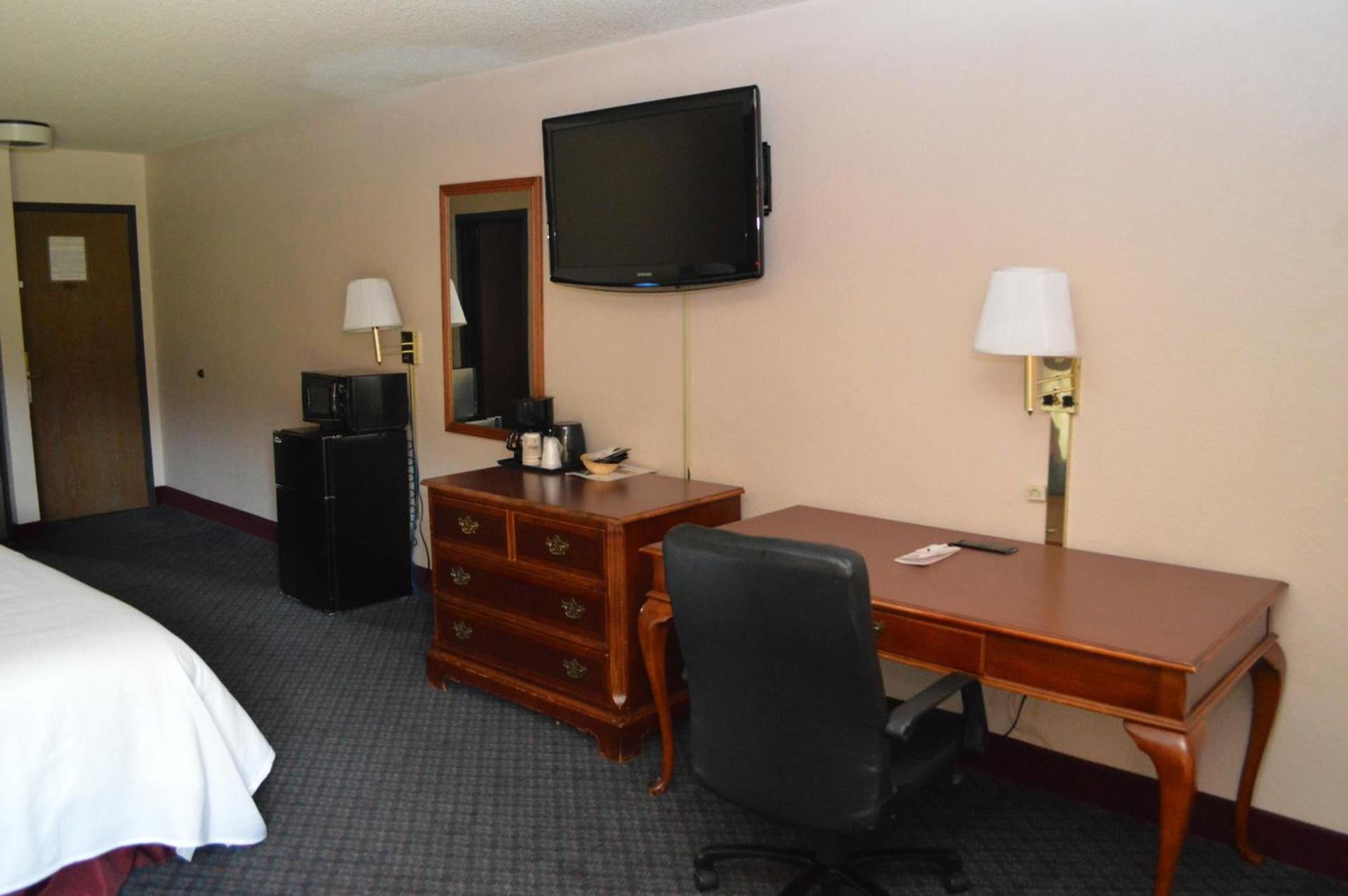 Ontario Airport Inn photo 32