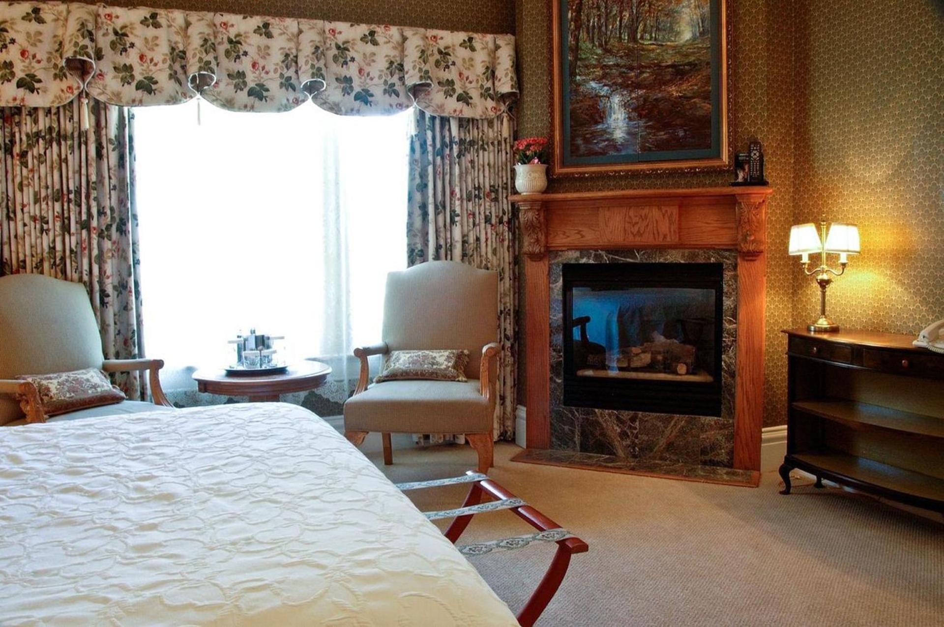 Cliff House at Pikes Peak photo 11