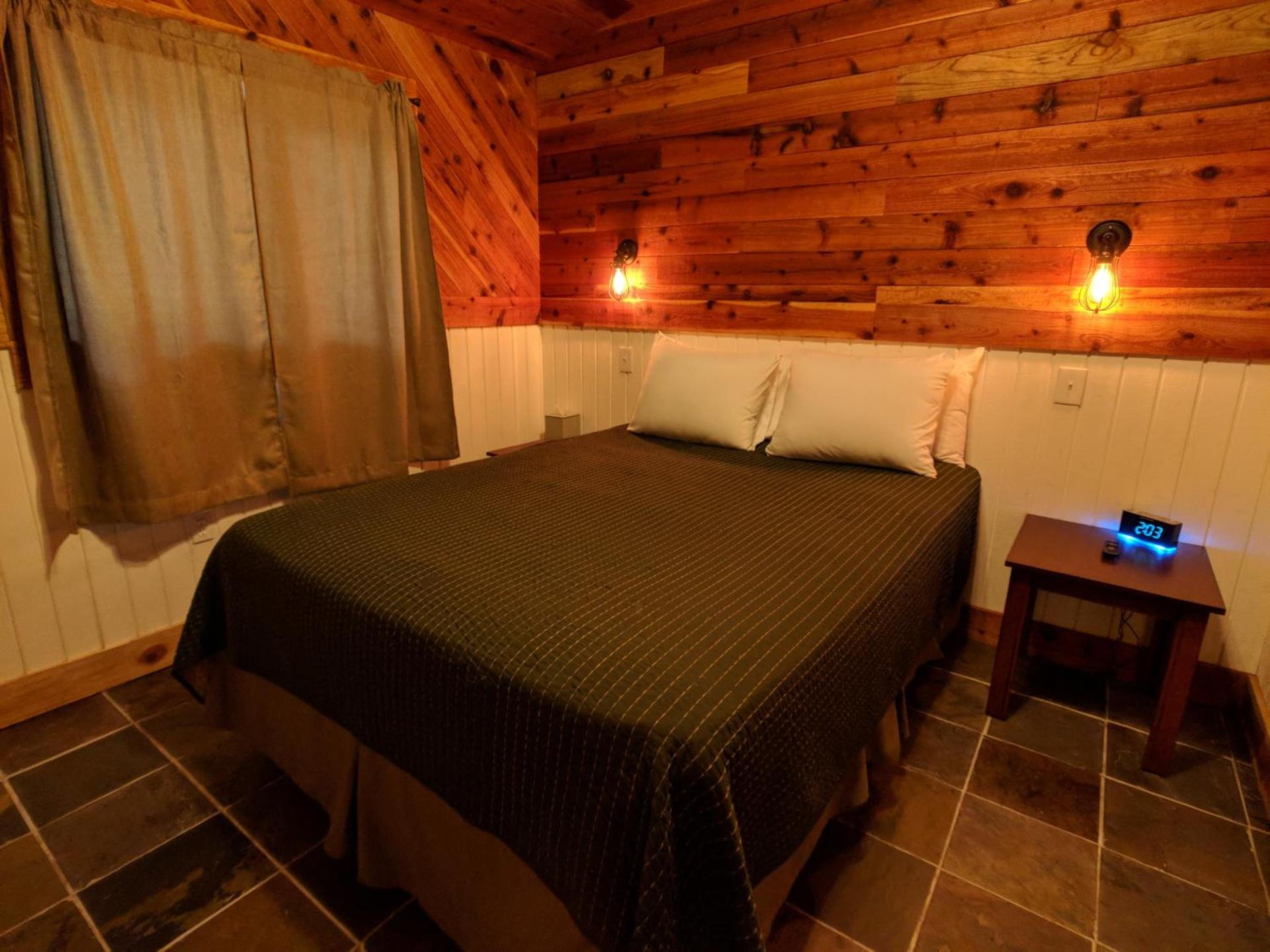 Emerald Forest Cabins photo 31