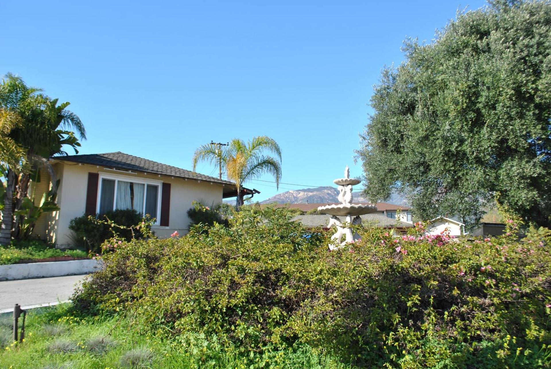 Town and Country Inn photo 20