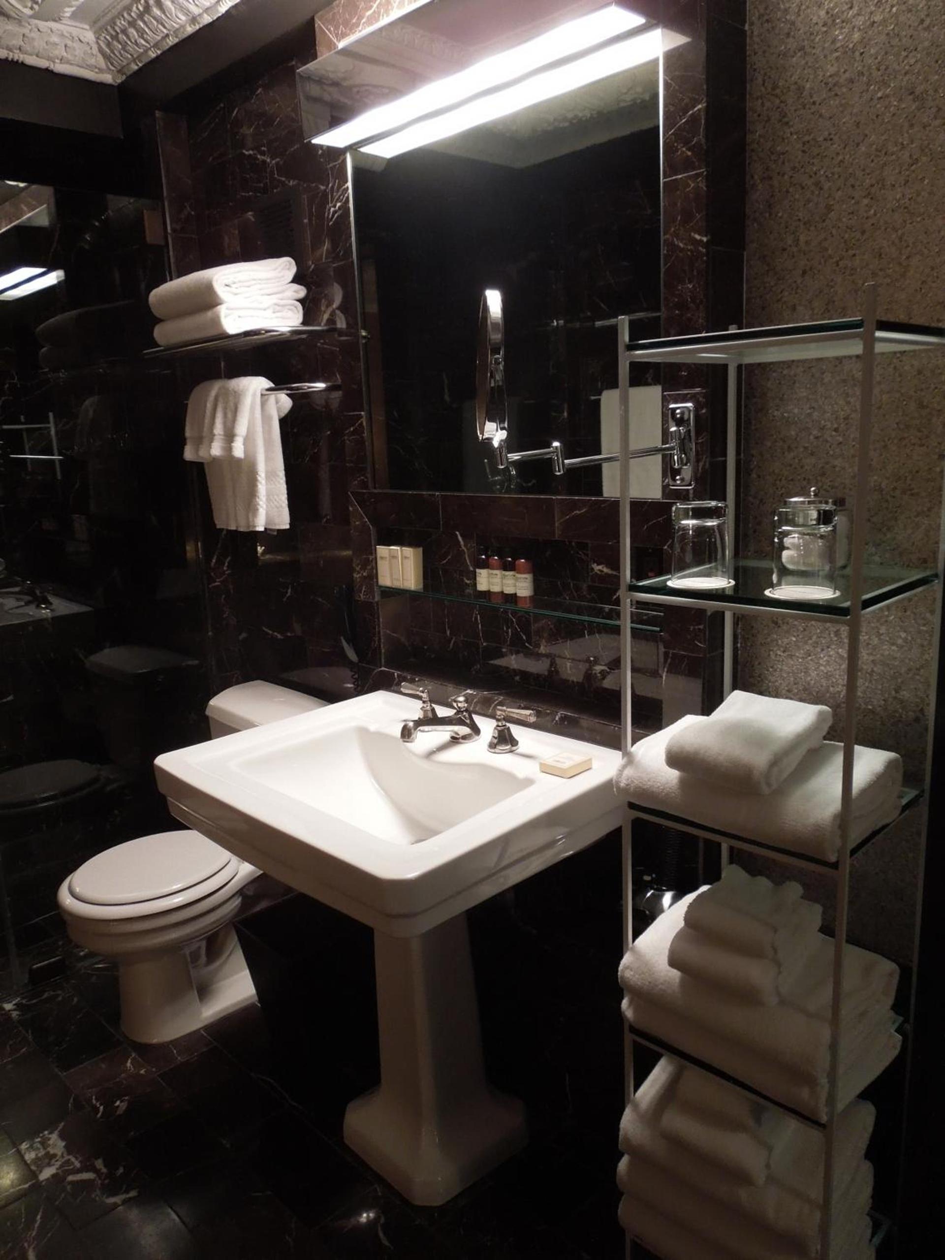 City Club Hotel photo 33