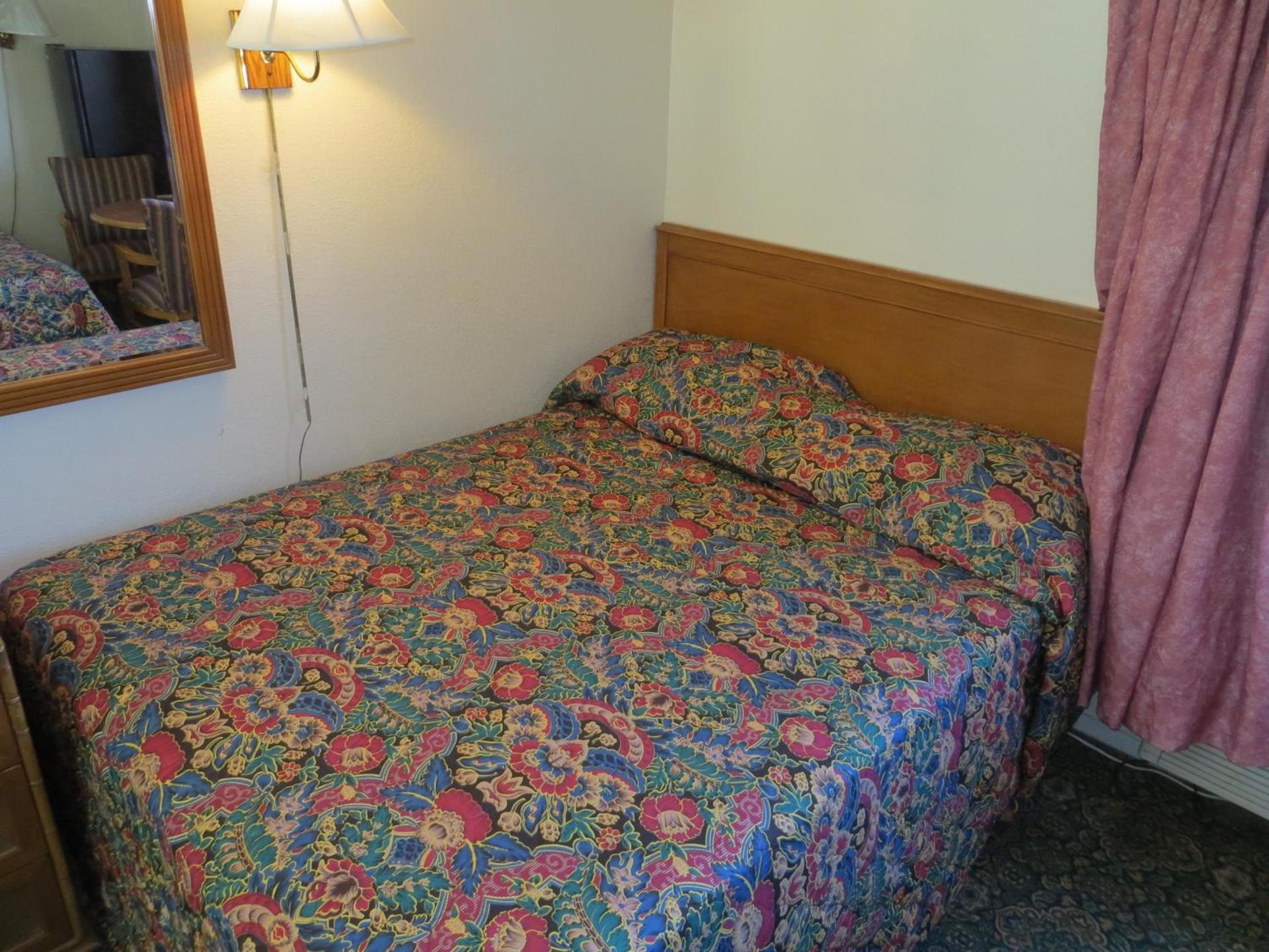 Bristol Motel photo 11