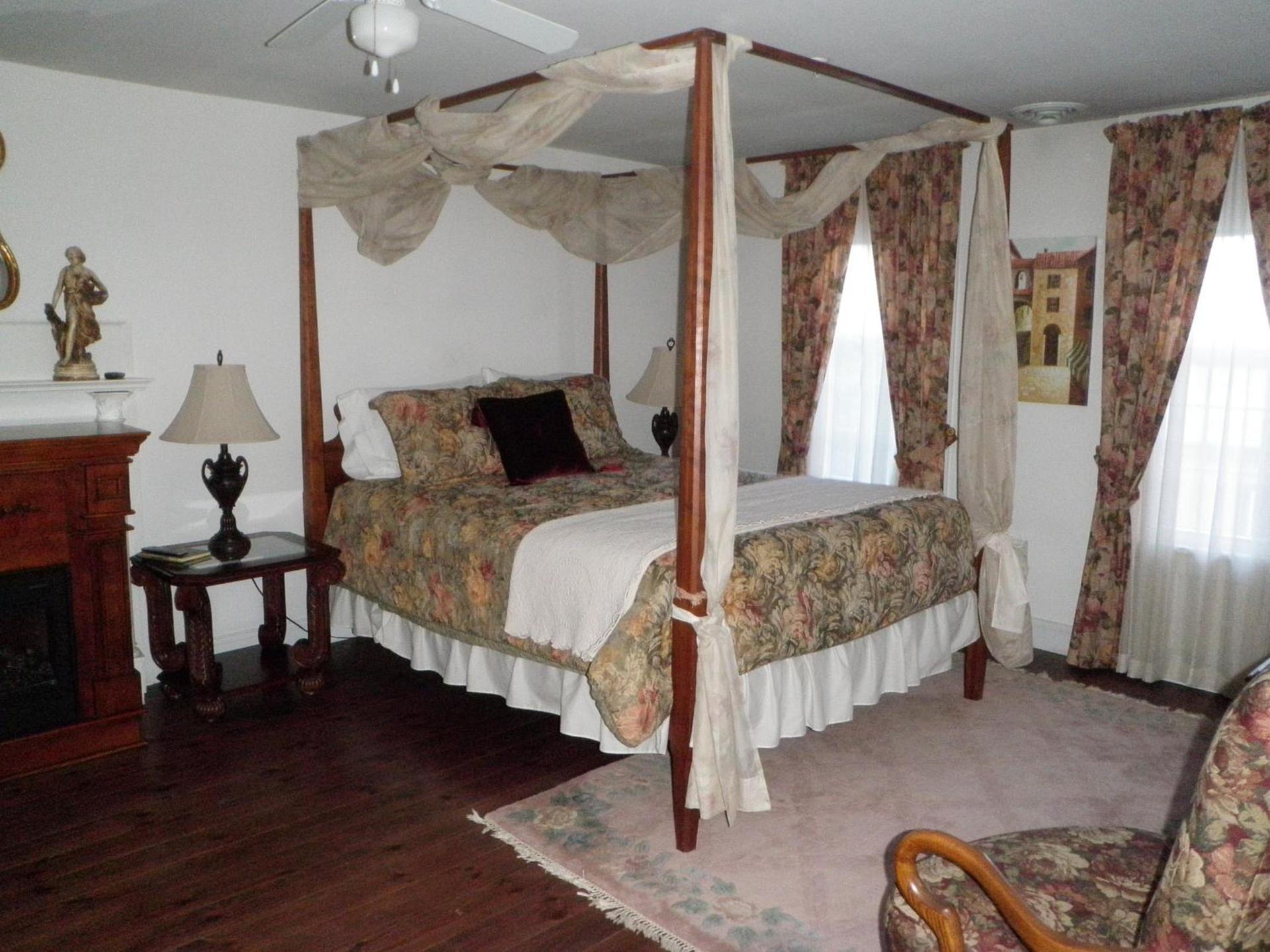 The Tilton Inn photo 15
