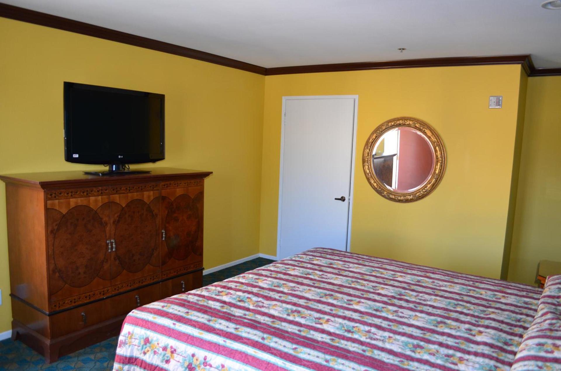 Cloud 9 Inn LAX photo 21