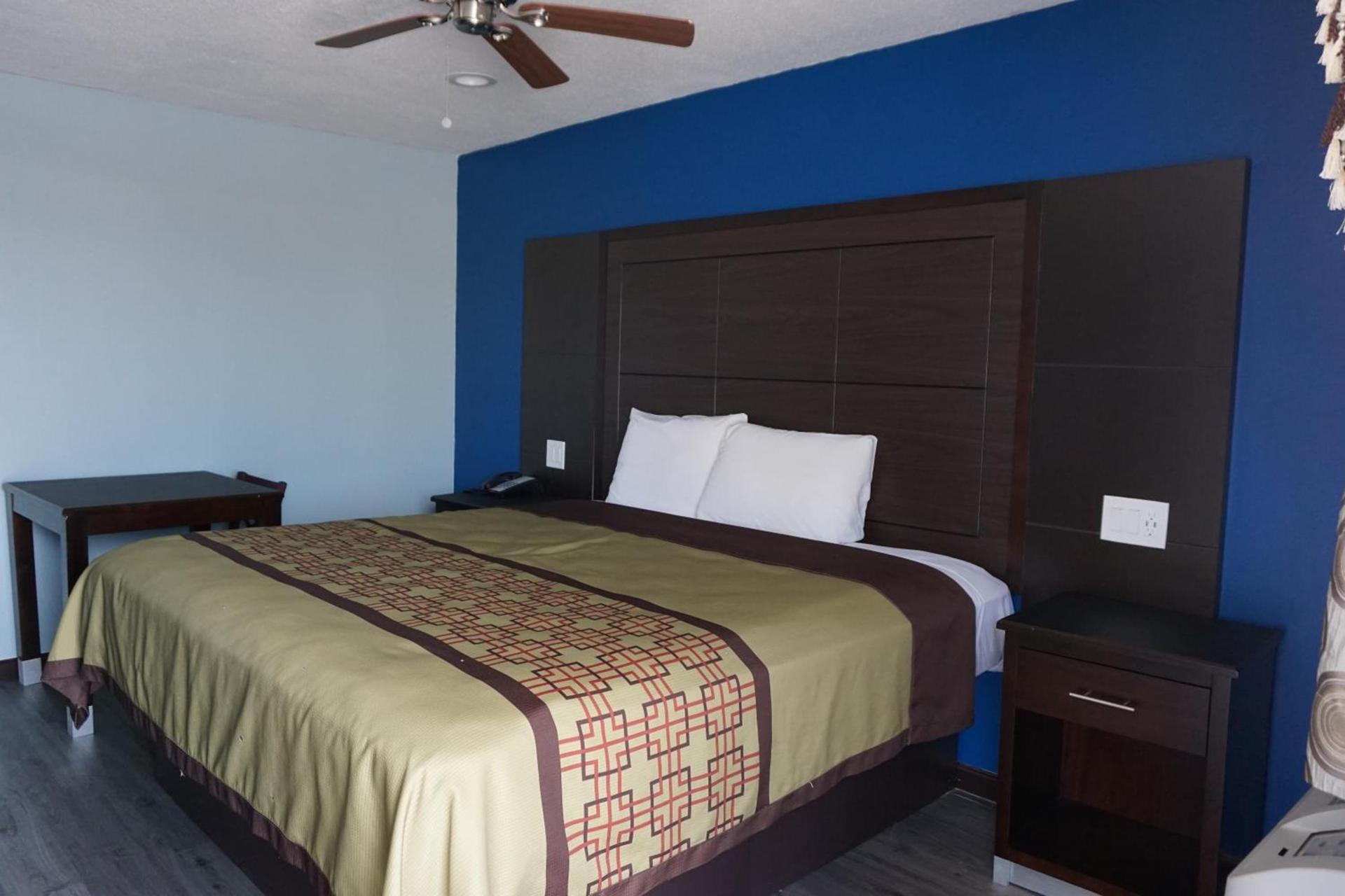 Star Light Inn photo 26