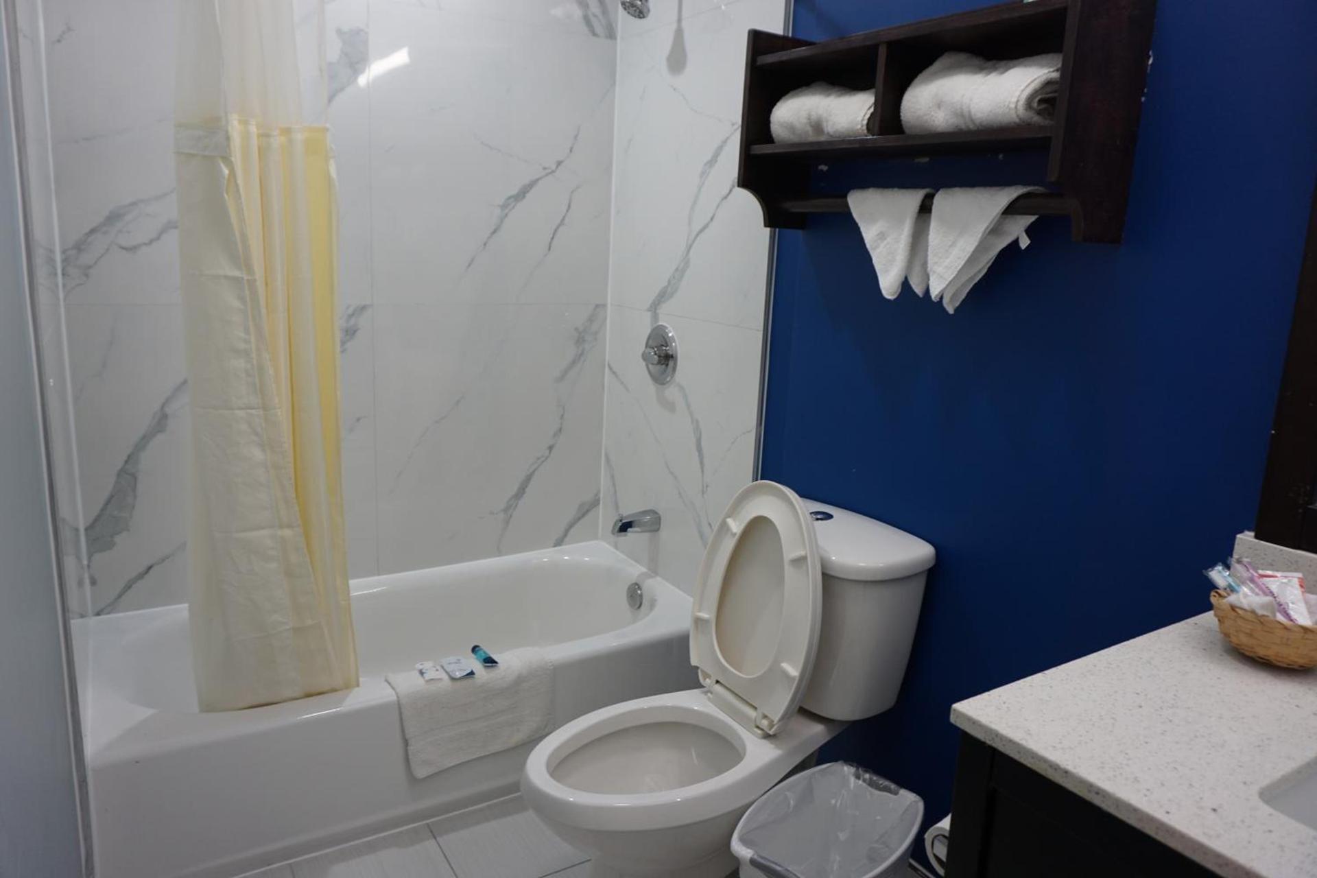 Star Light Inn photo 22