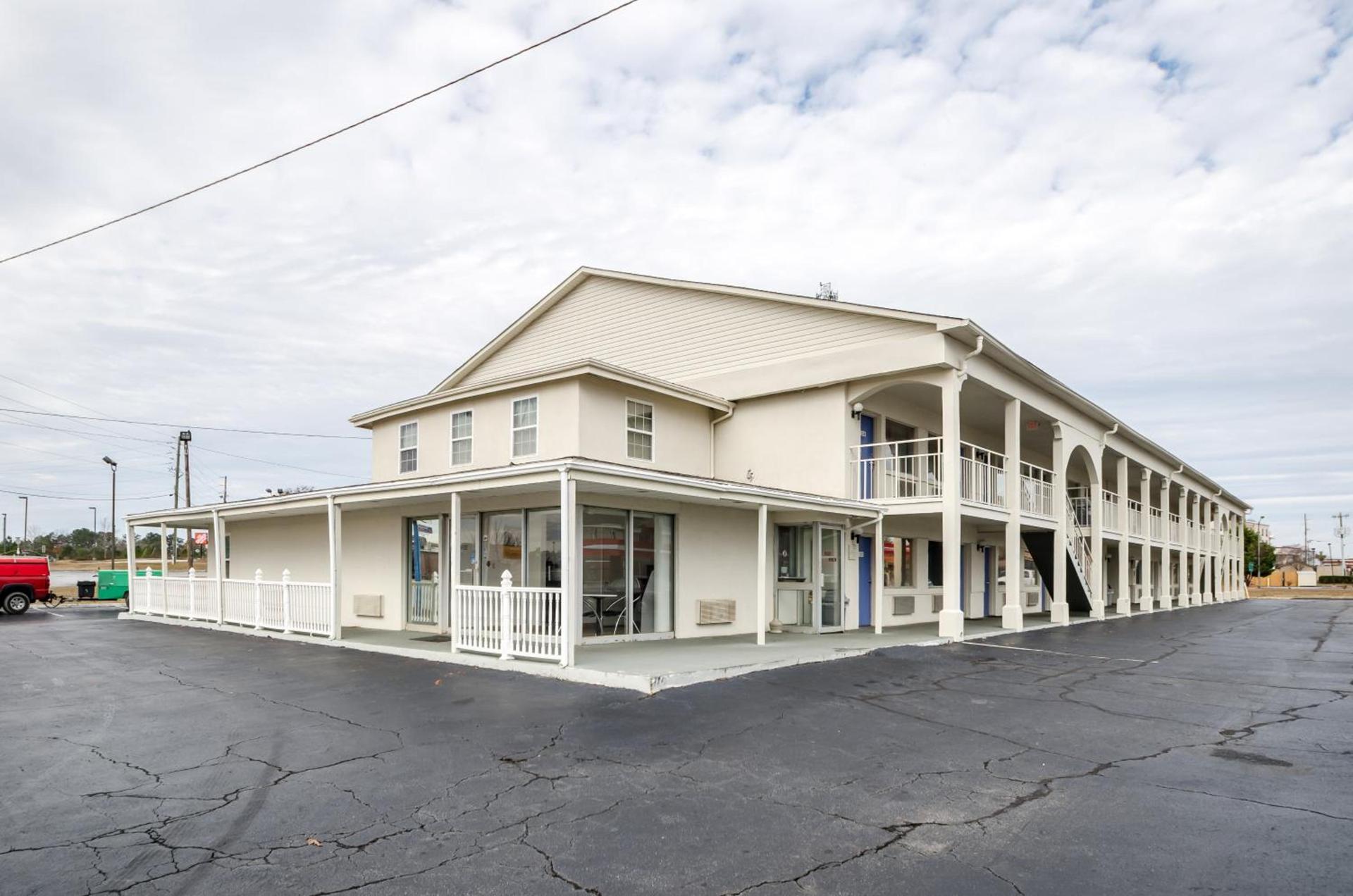 Motel 6-Commerce, GA photo 46