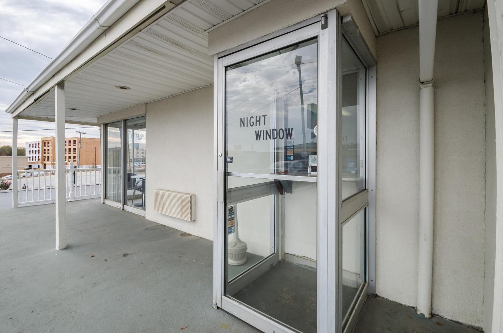 Motel 6-Commerce, GA photo 47