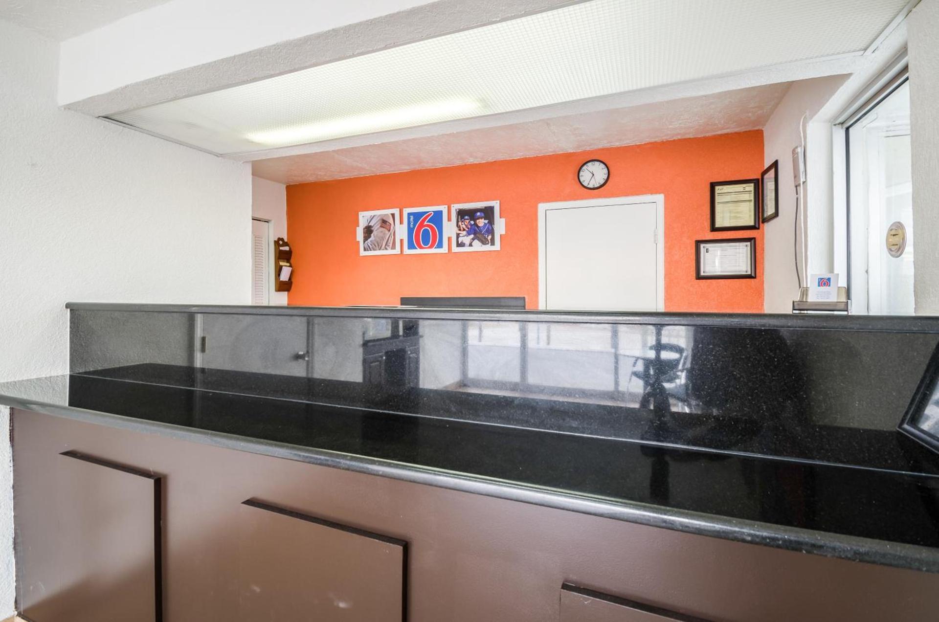 Motel 6-Commerce, GA photo 49