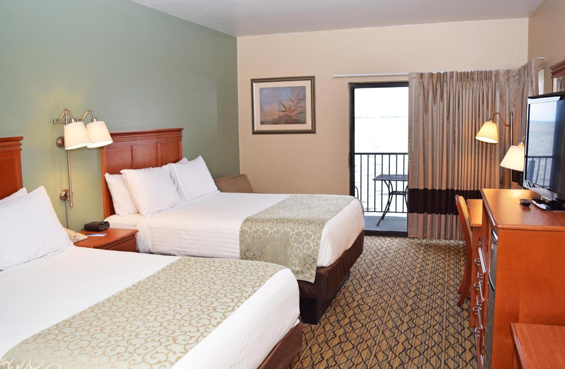 Beachfront Hotel Houghton Lake photo 10