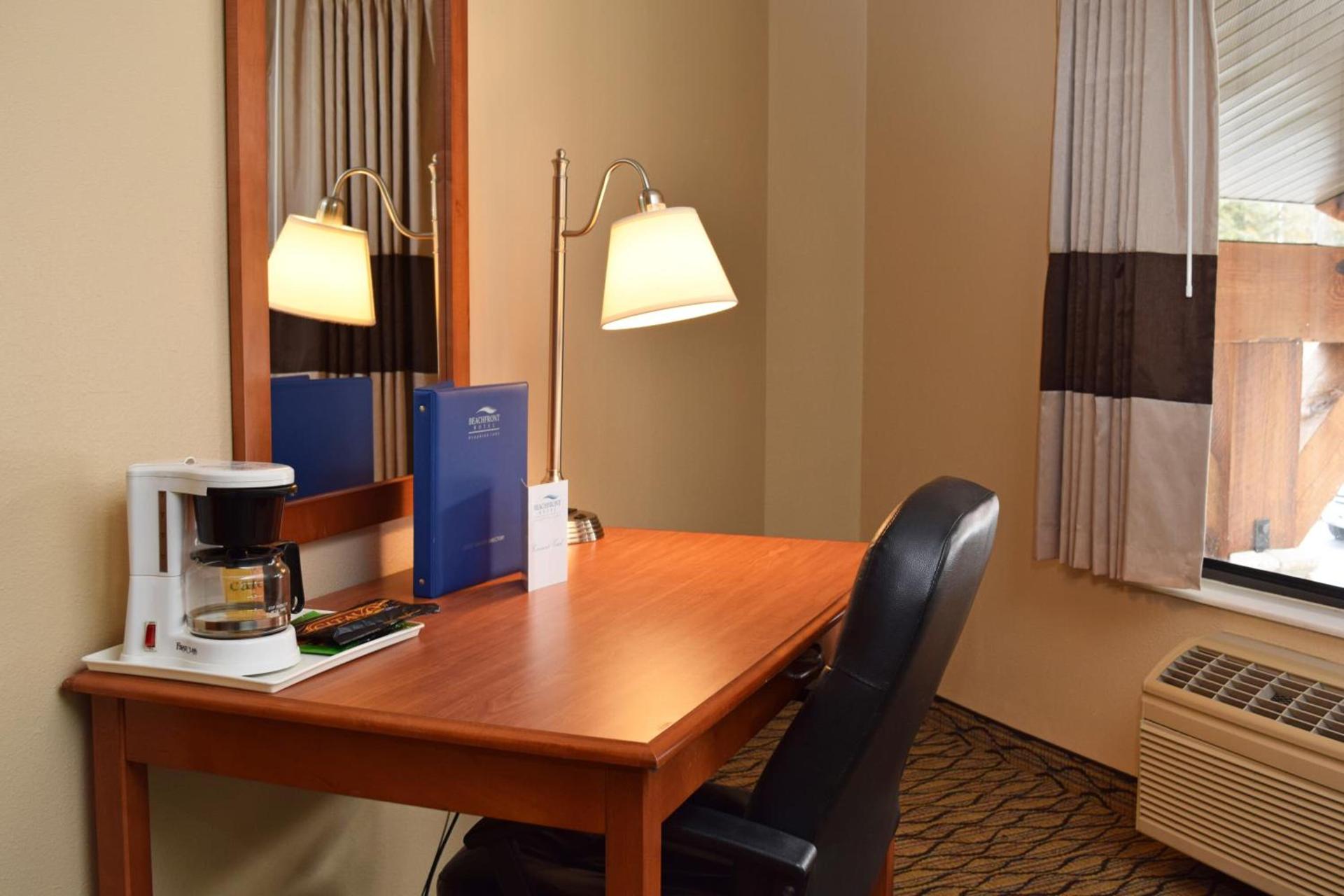Beachfront Hotel Houghton Lake photo 4