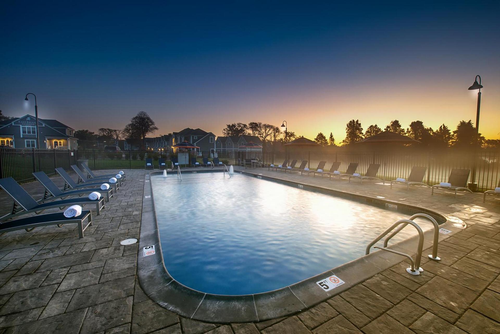 The East Island Reserve Hotel photo 41