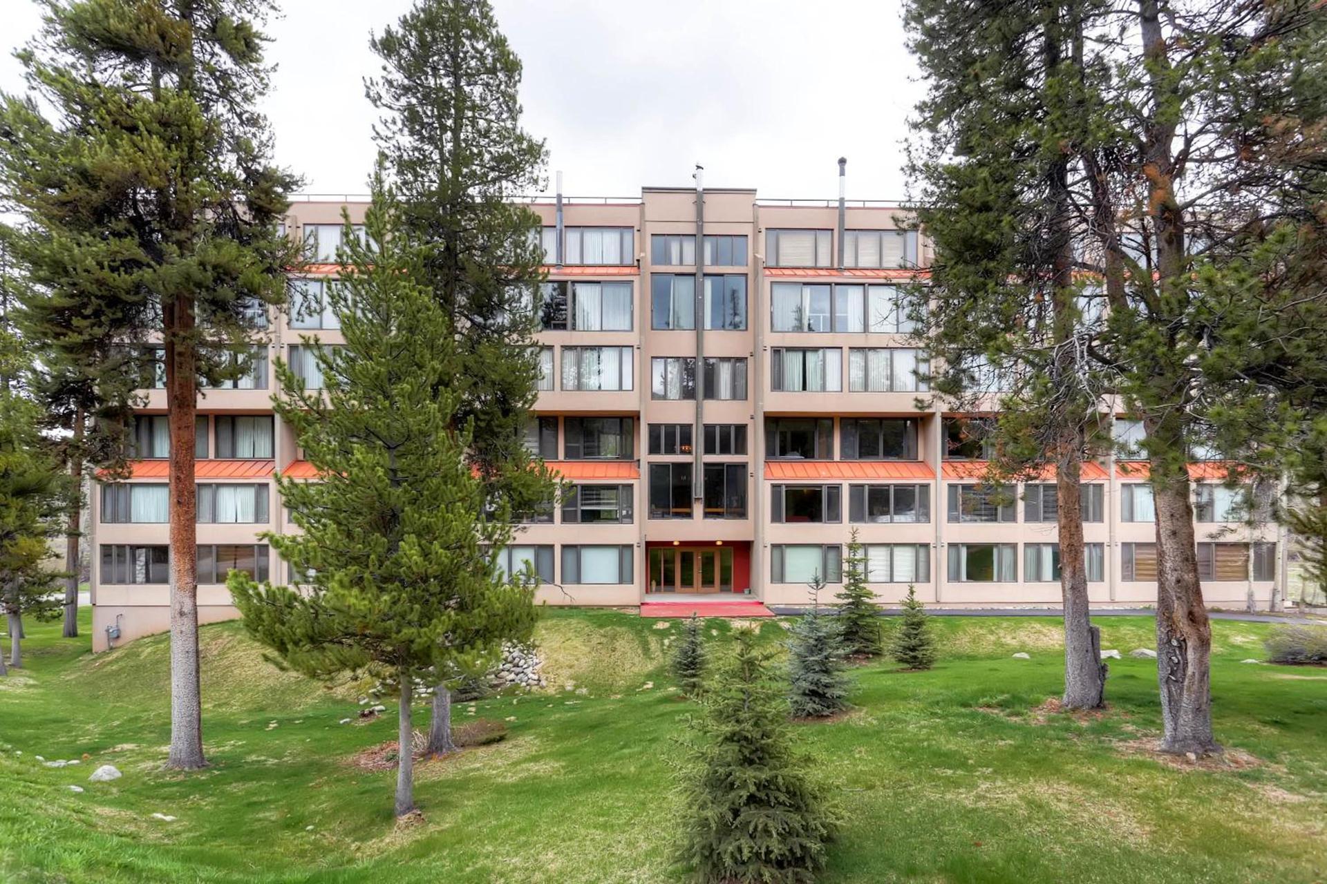 Lakeside Village by Vail Resorts photo 12