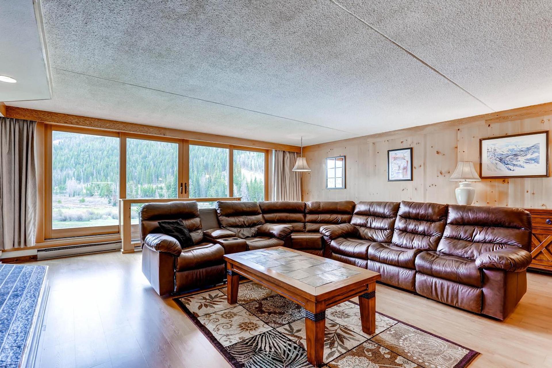 Lakeside Village by Vail Resorts photo 24