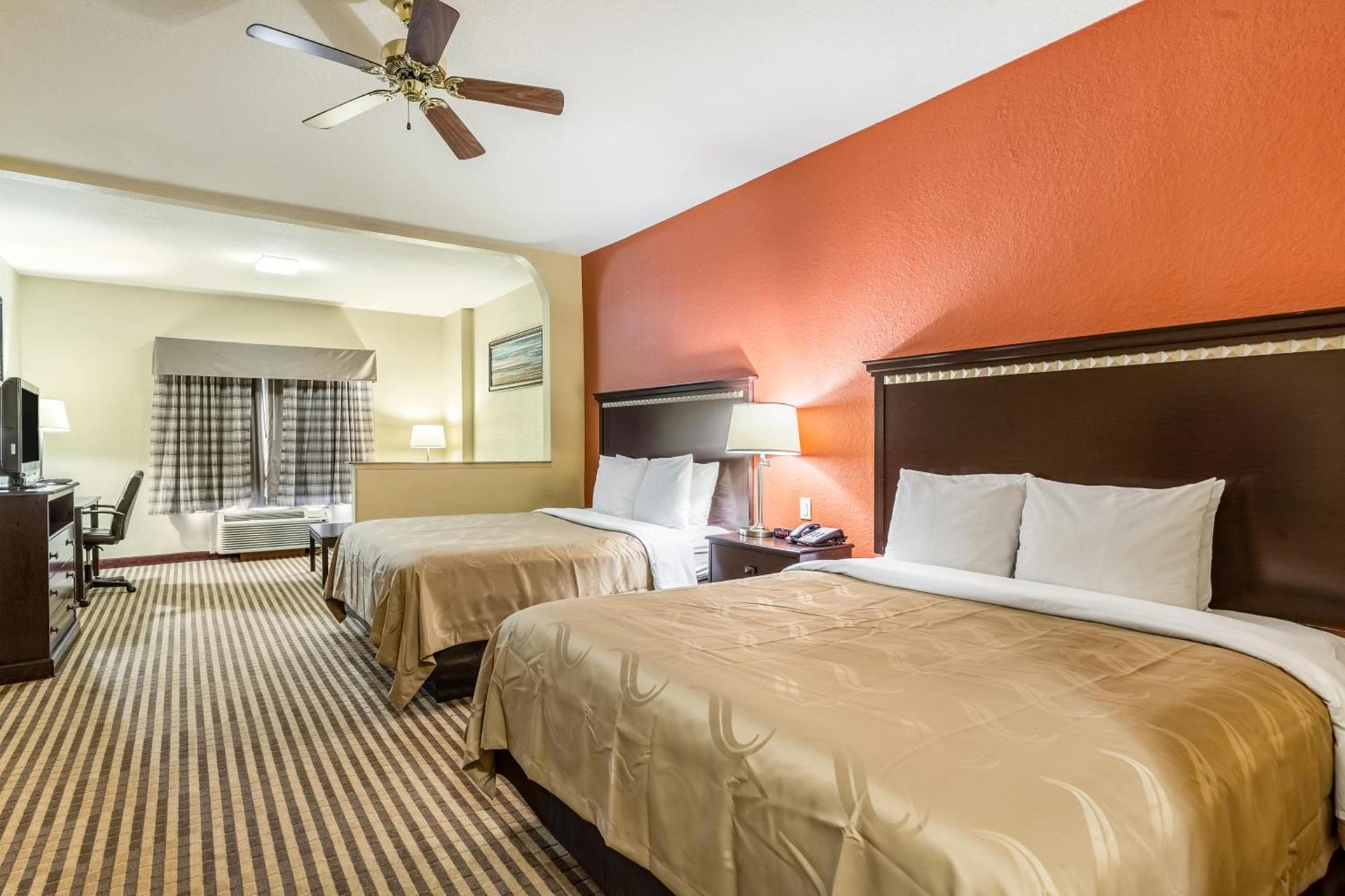 Studio 6 Suites Houston, TX - Spring photo 33