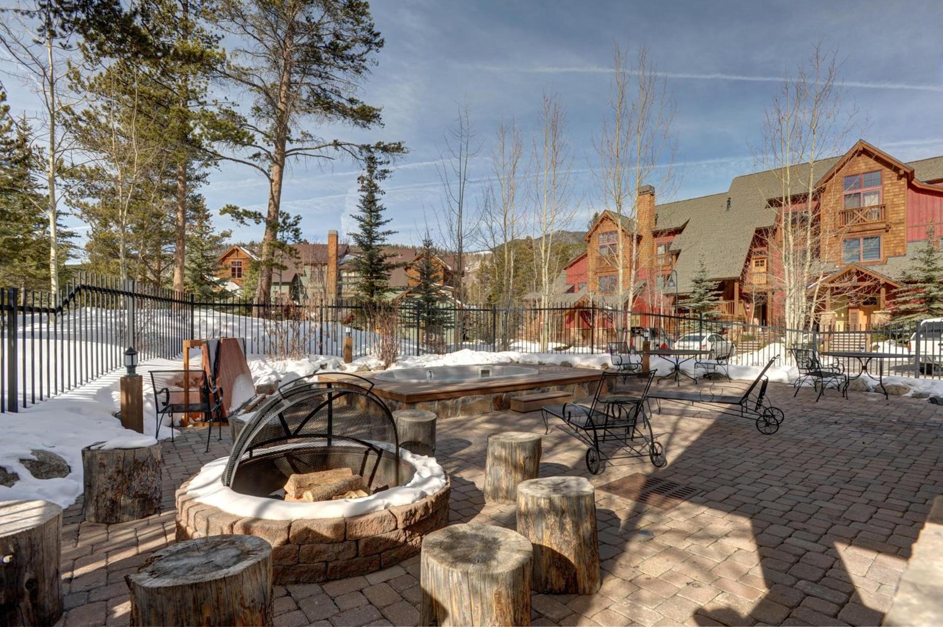 Lakeside Village by Vail Resorts photo 9