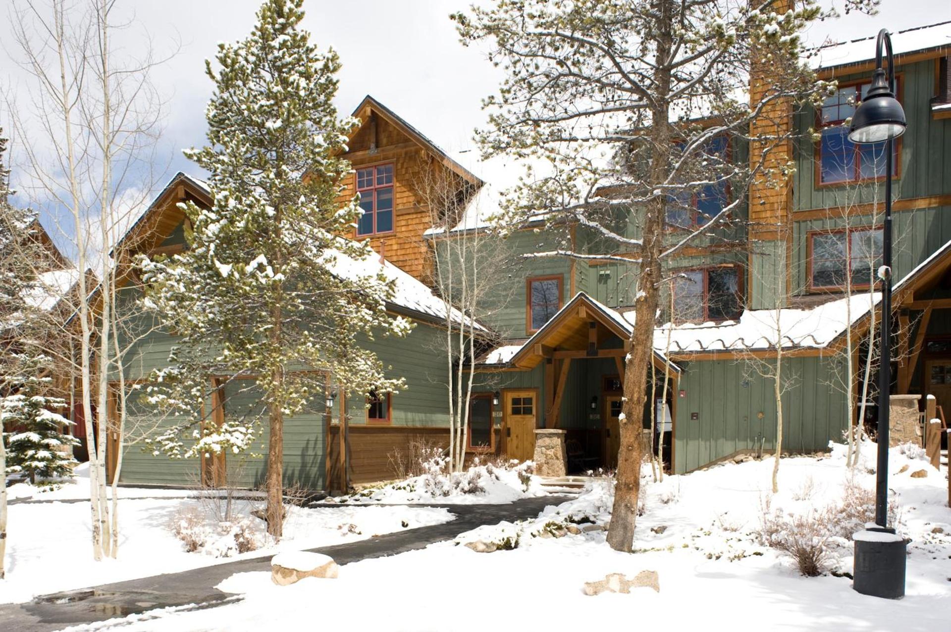 Lakeside Village by Vail Resorts photo 3
