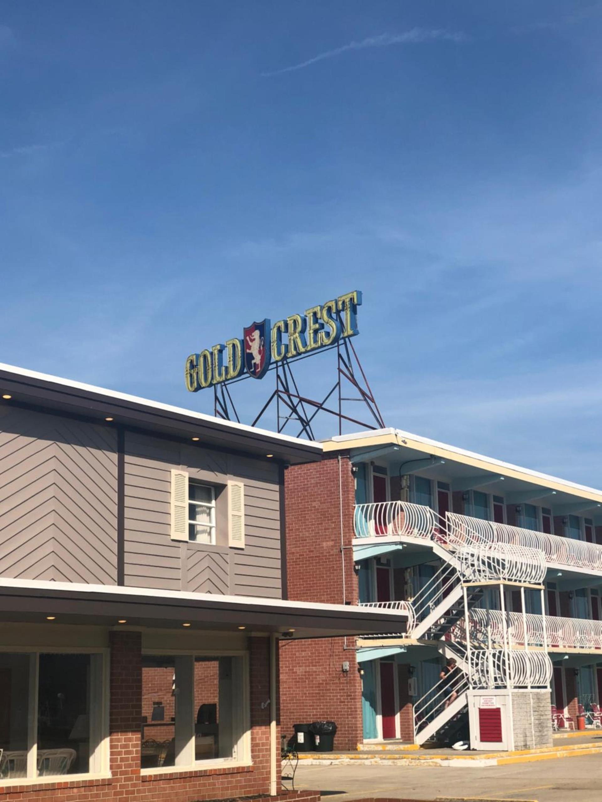 Gold Crest Motel photo 30