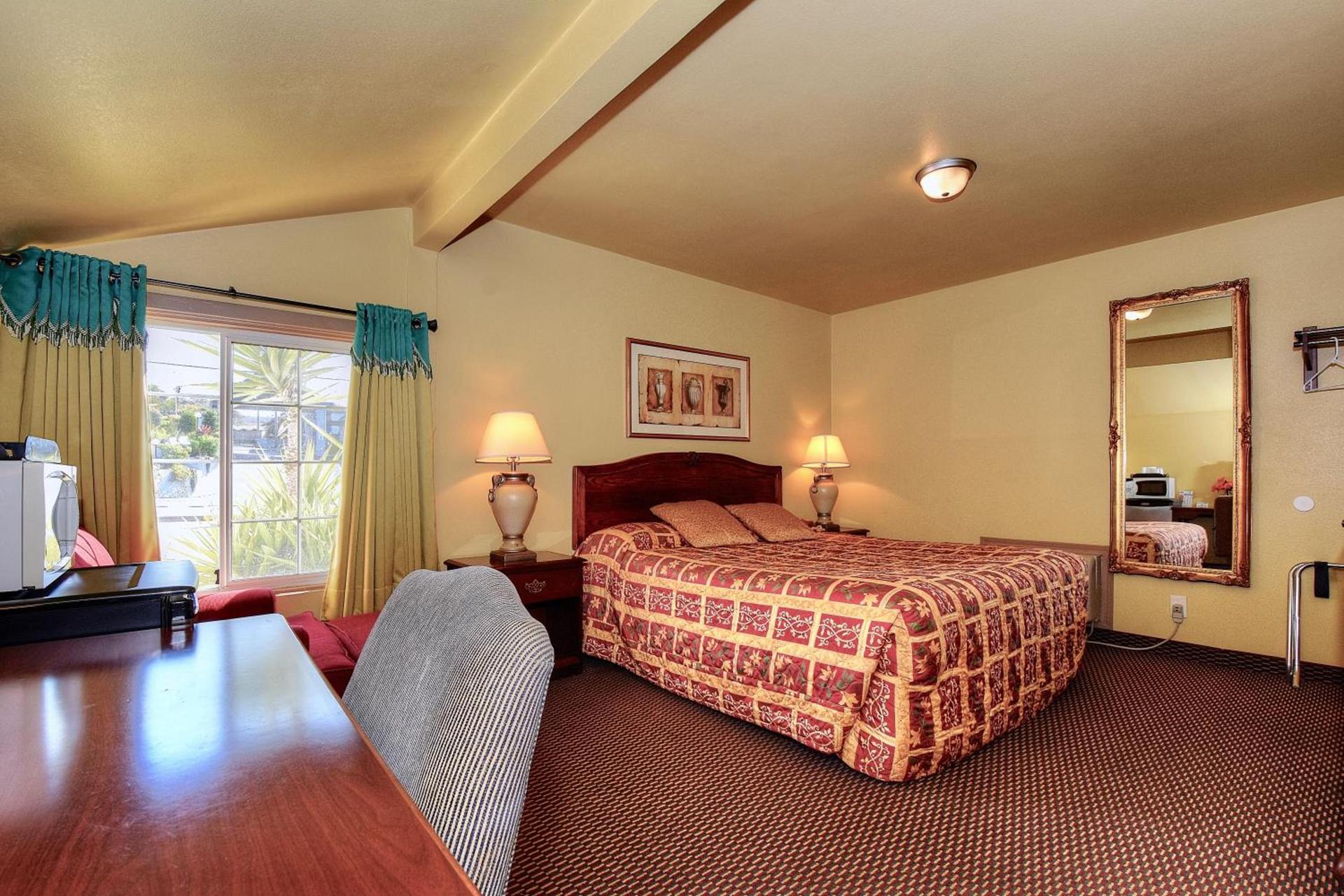 Bayside Inn photo 16