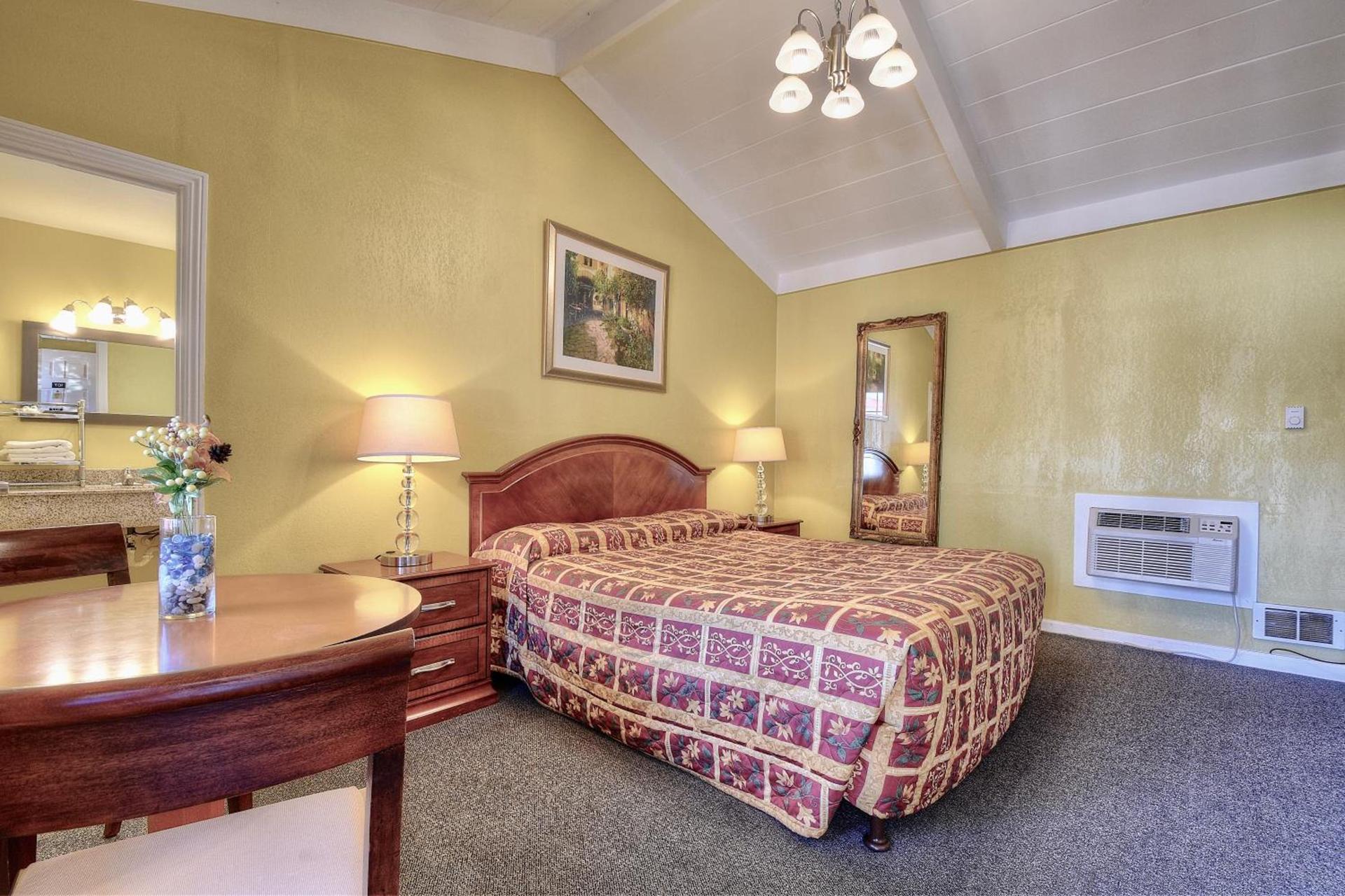 Bayside Inn photo 24