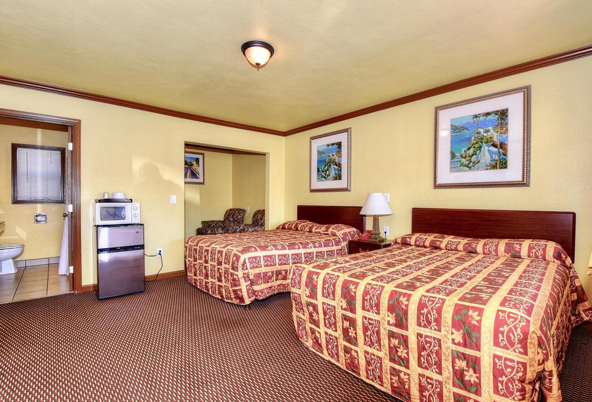 Bayside Inn photo 32