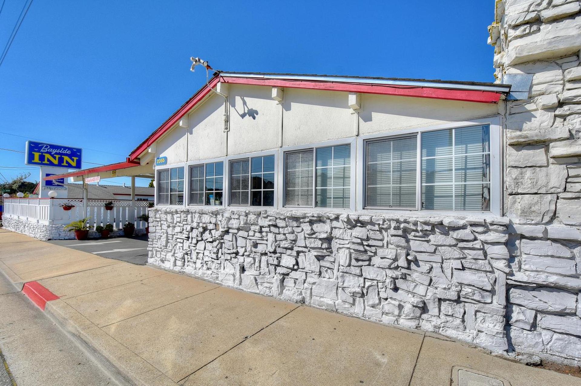 Bayside Inn photo 9