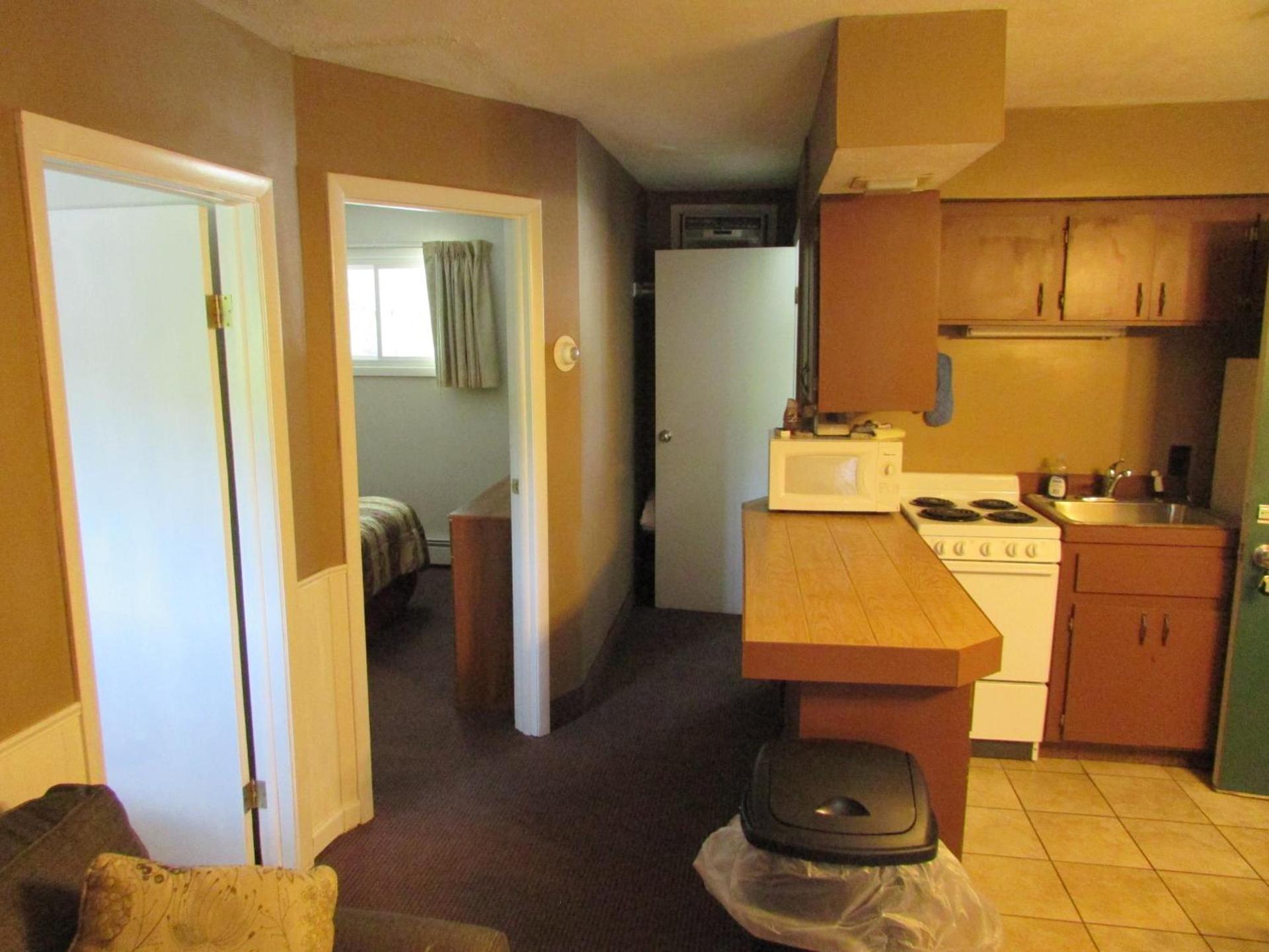 The Lake George Inn photo 22