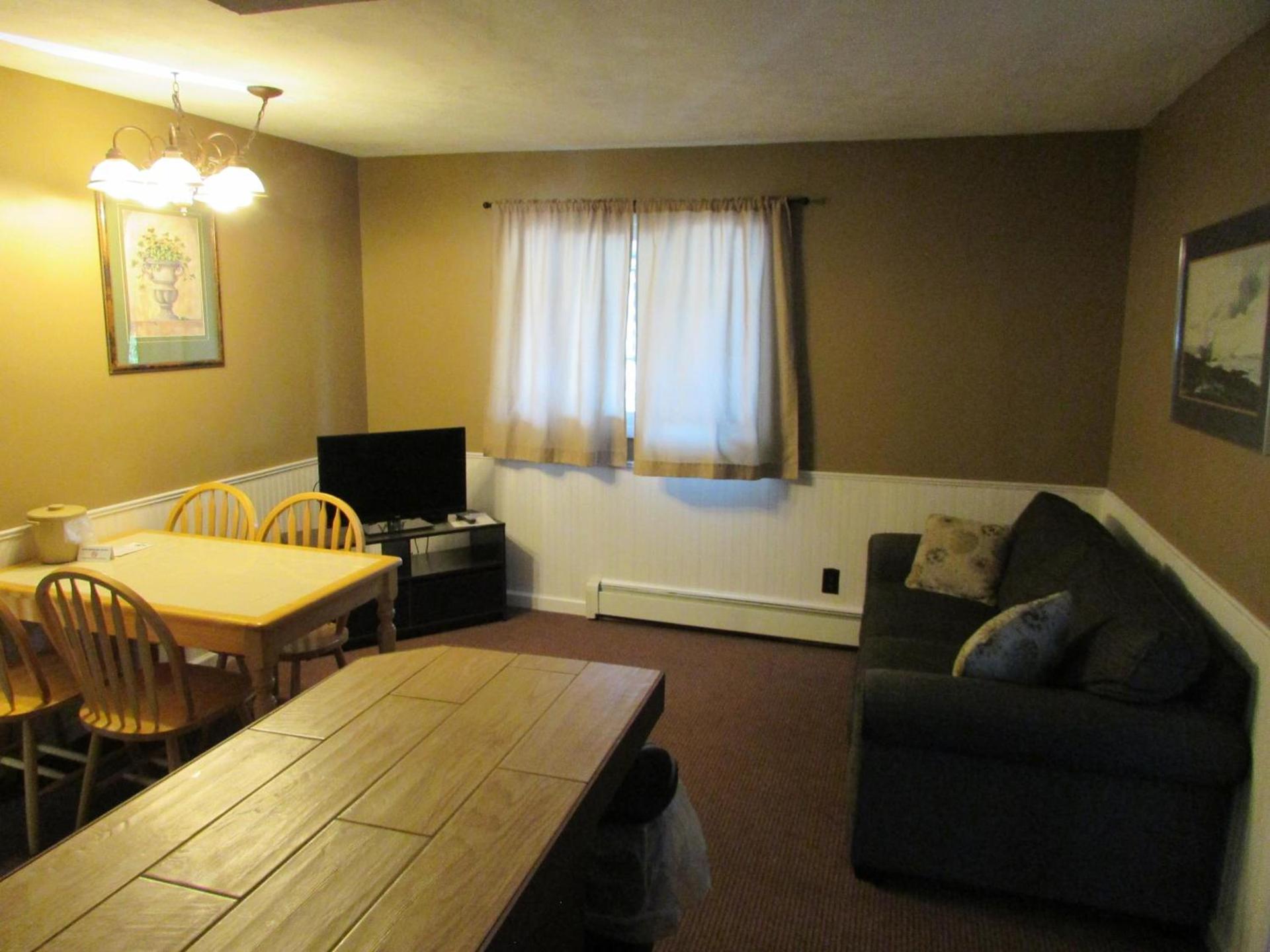 The Lake George Inn photo 54