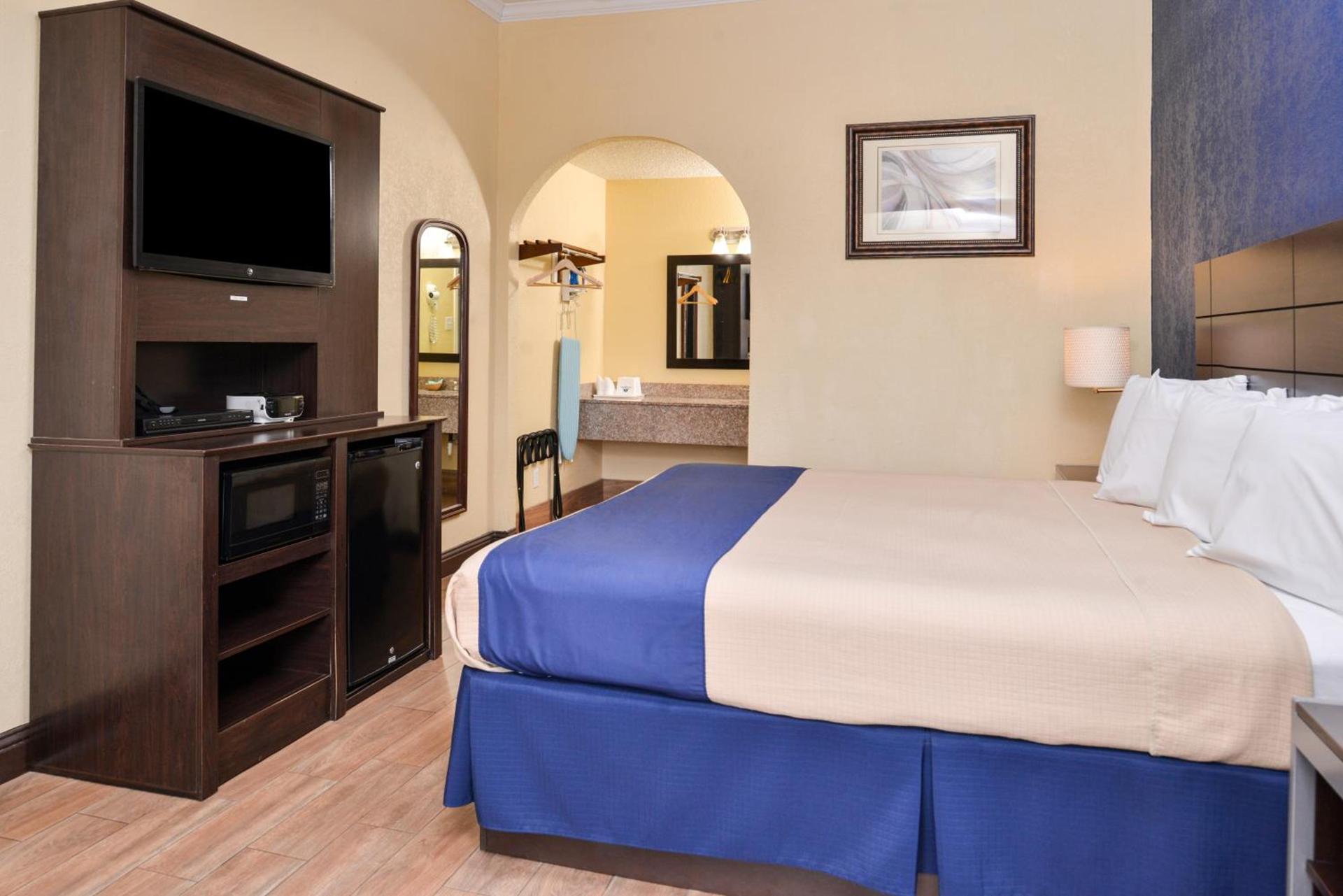 Americas Best Value Inn Medical Center Downtown photo 14