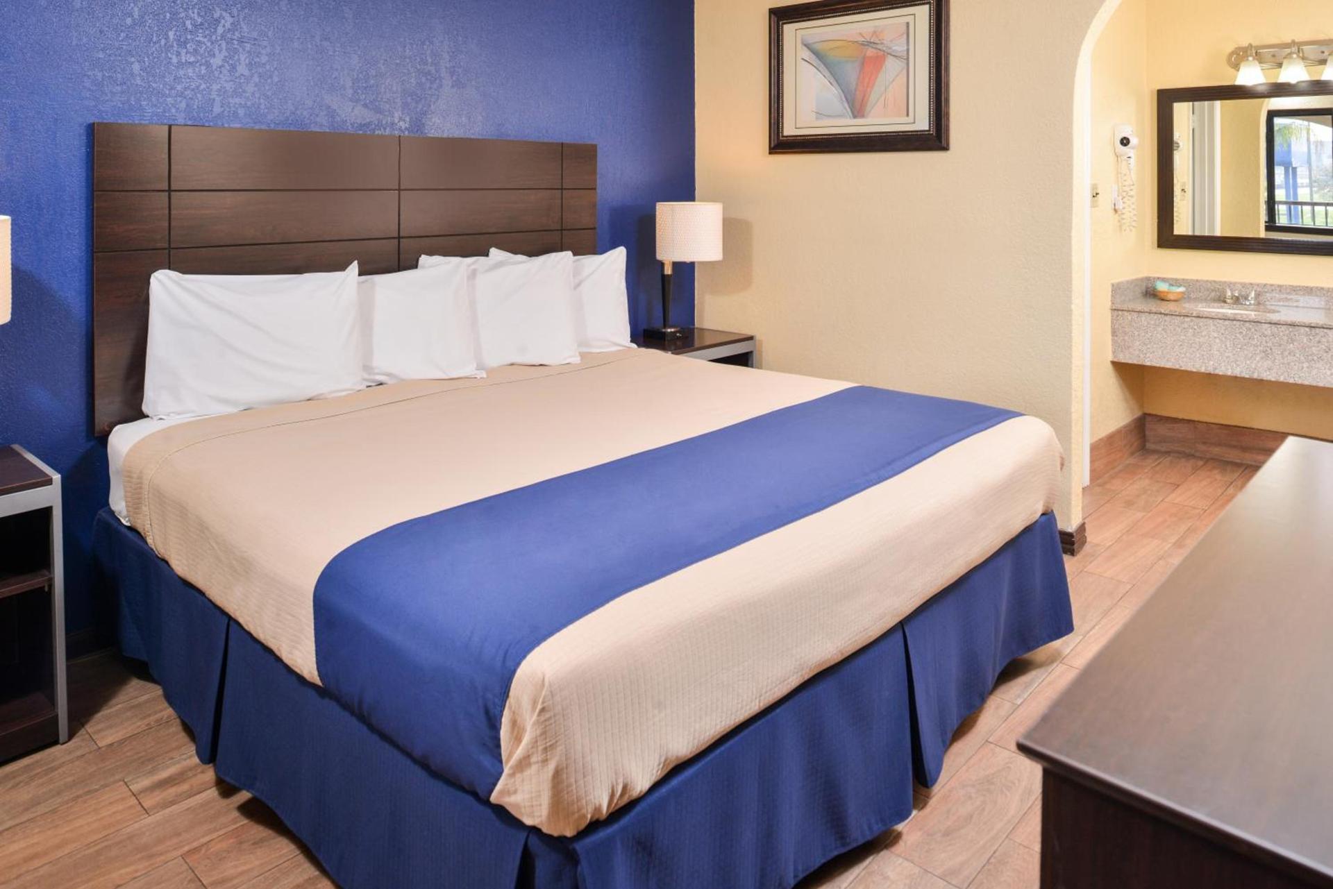 Americas Best Value Inn Medical Center Downtown photo 11