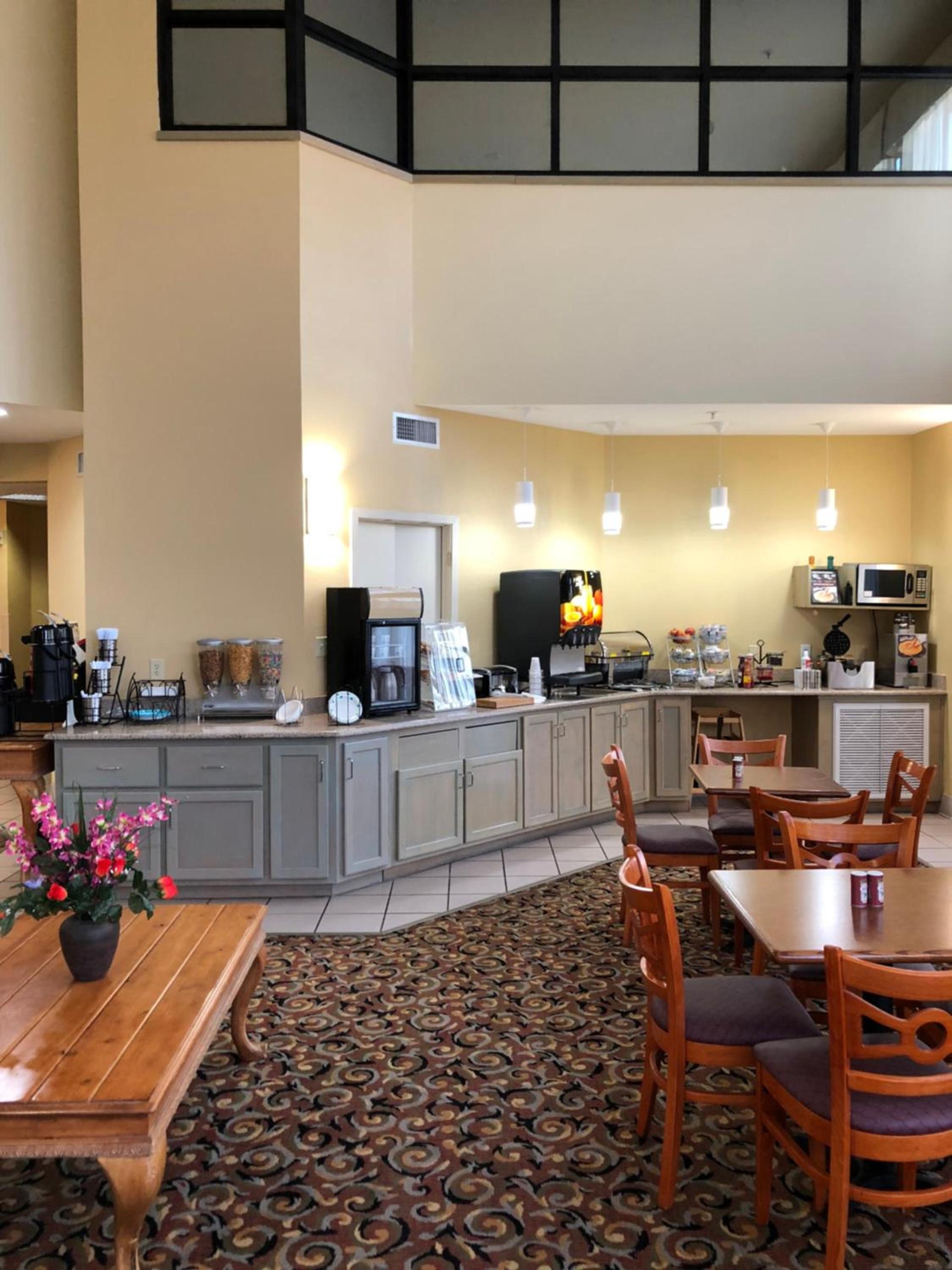 Millennium Inn photo 14
