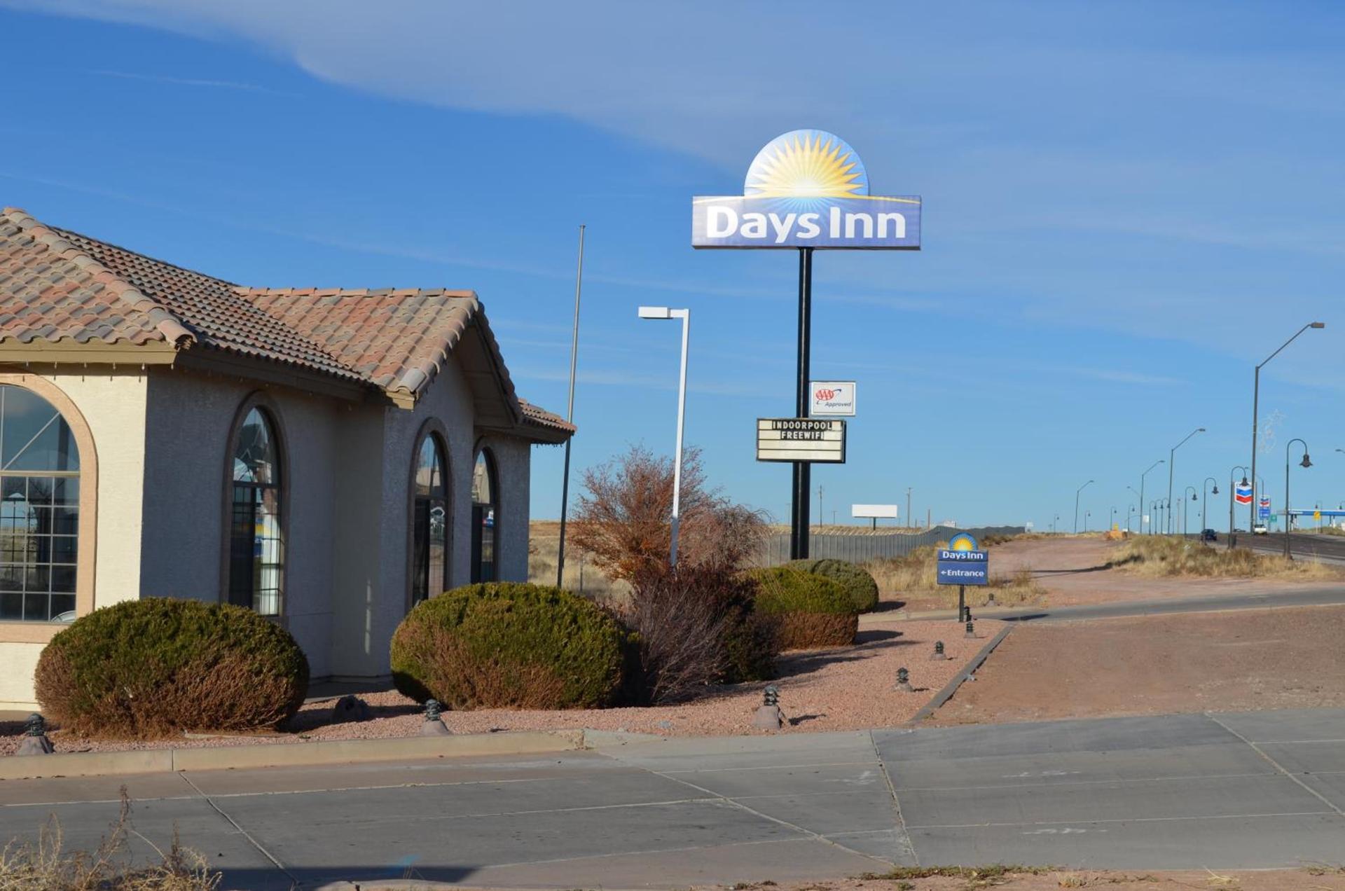 Days Inn by Wyndham Holbrook photo 50